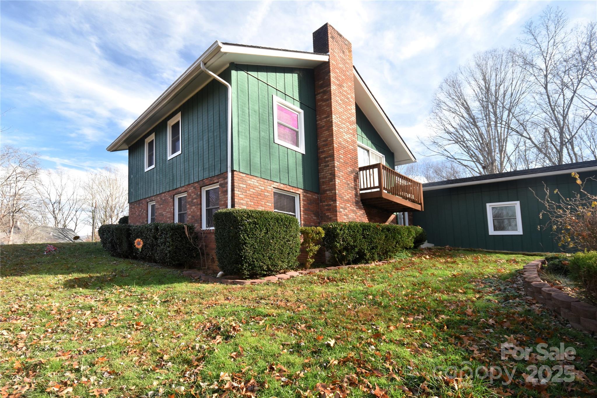 Fairway Hills - Residential