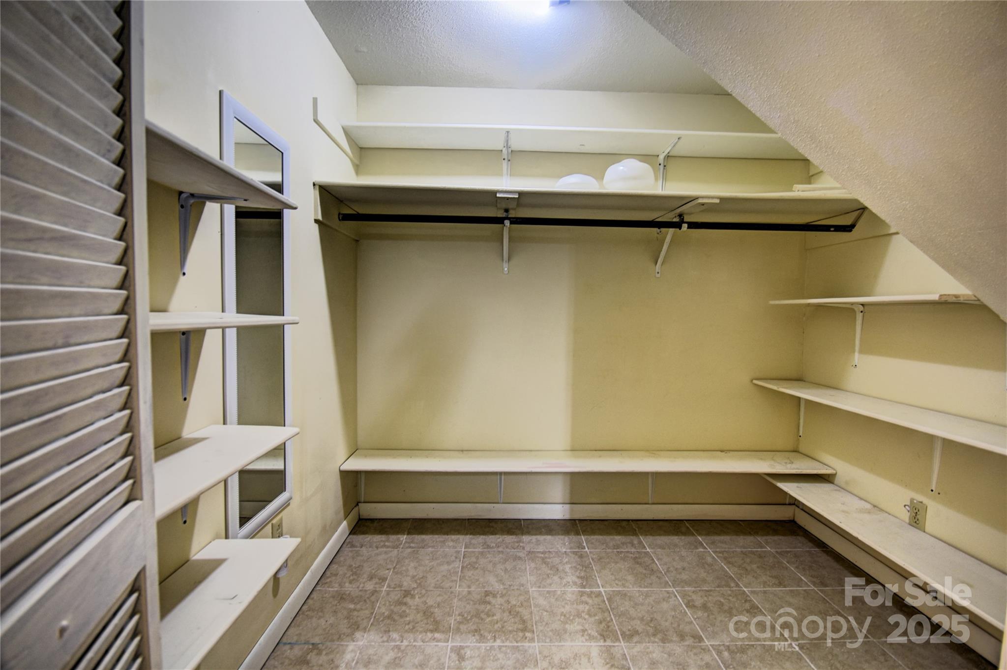 Fairway Hills - Residential