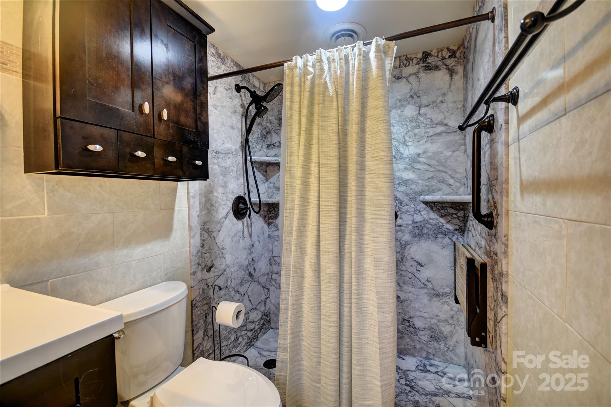 Fairway Hills - Residential