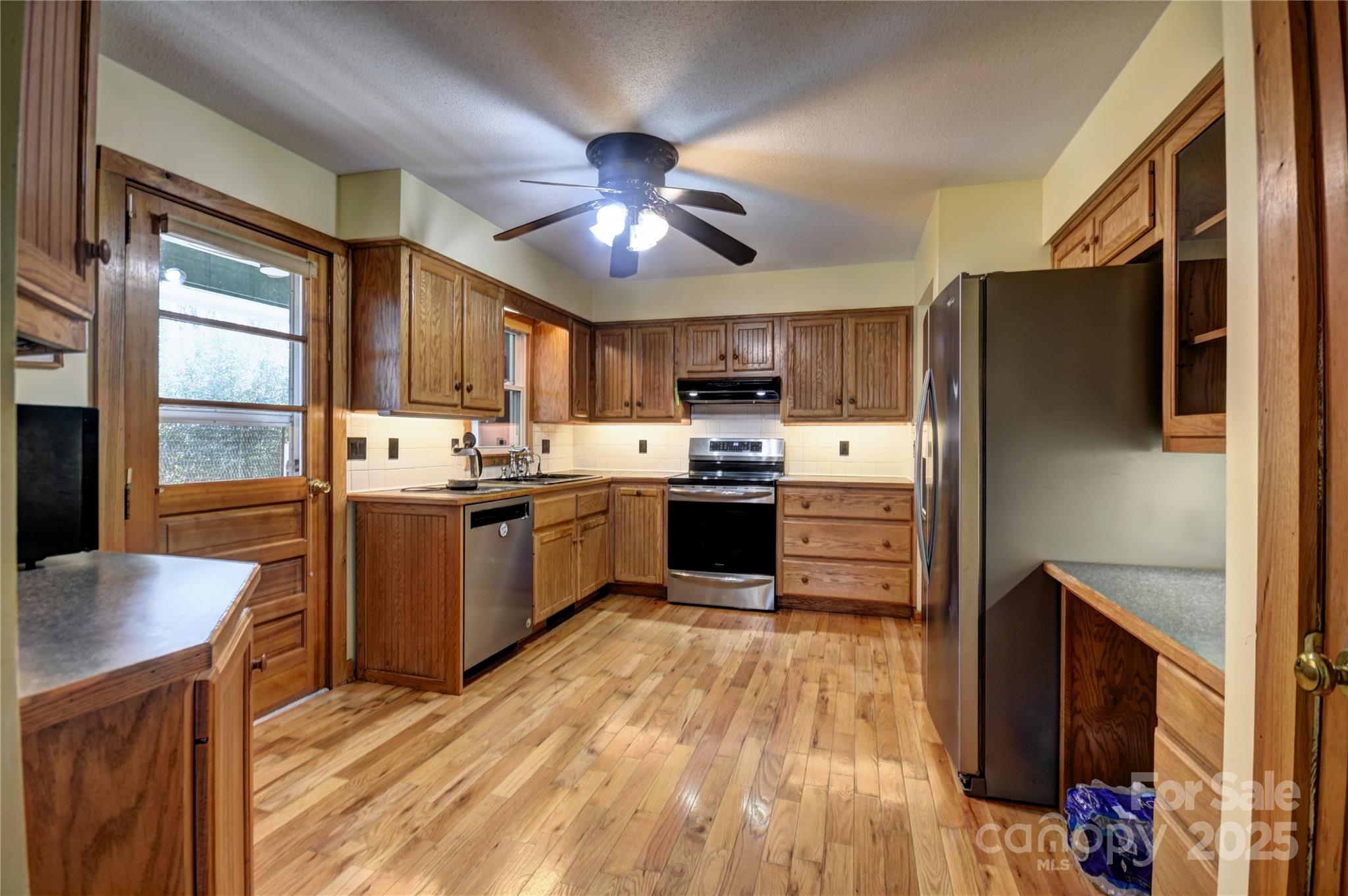 Fairway Hills - Residential