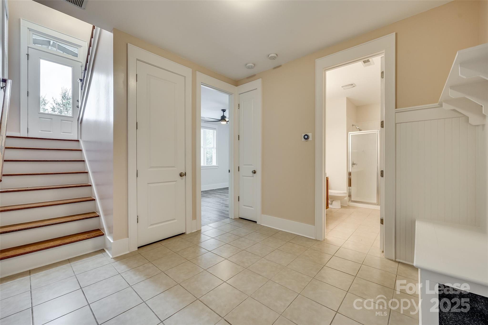 Riverwalk - Residential Lease