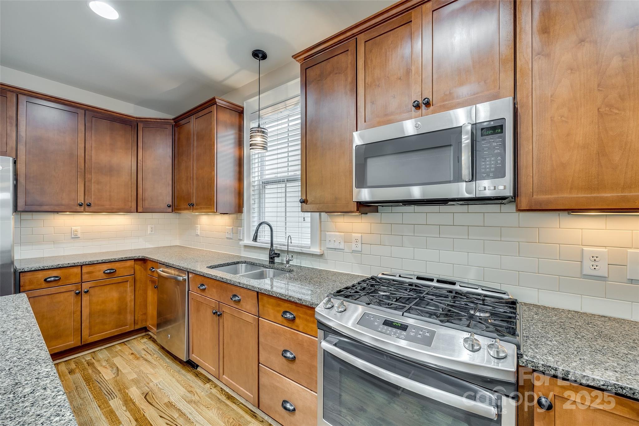 Riverwalk - Residential Lease