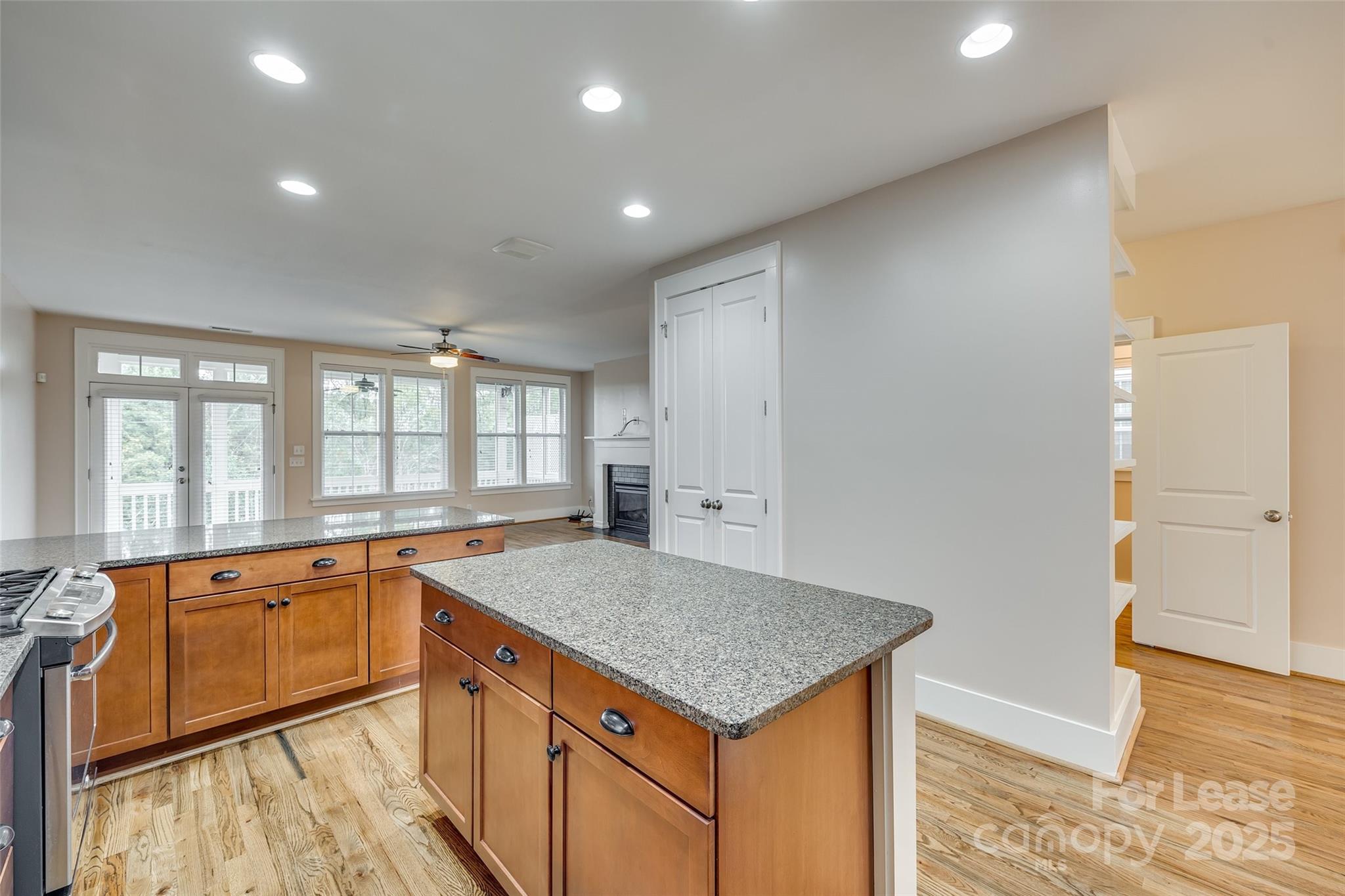 Riverwalk - Residential Lease