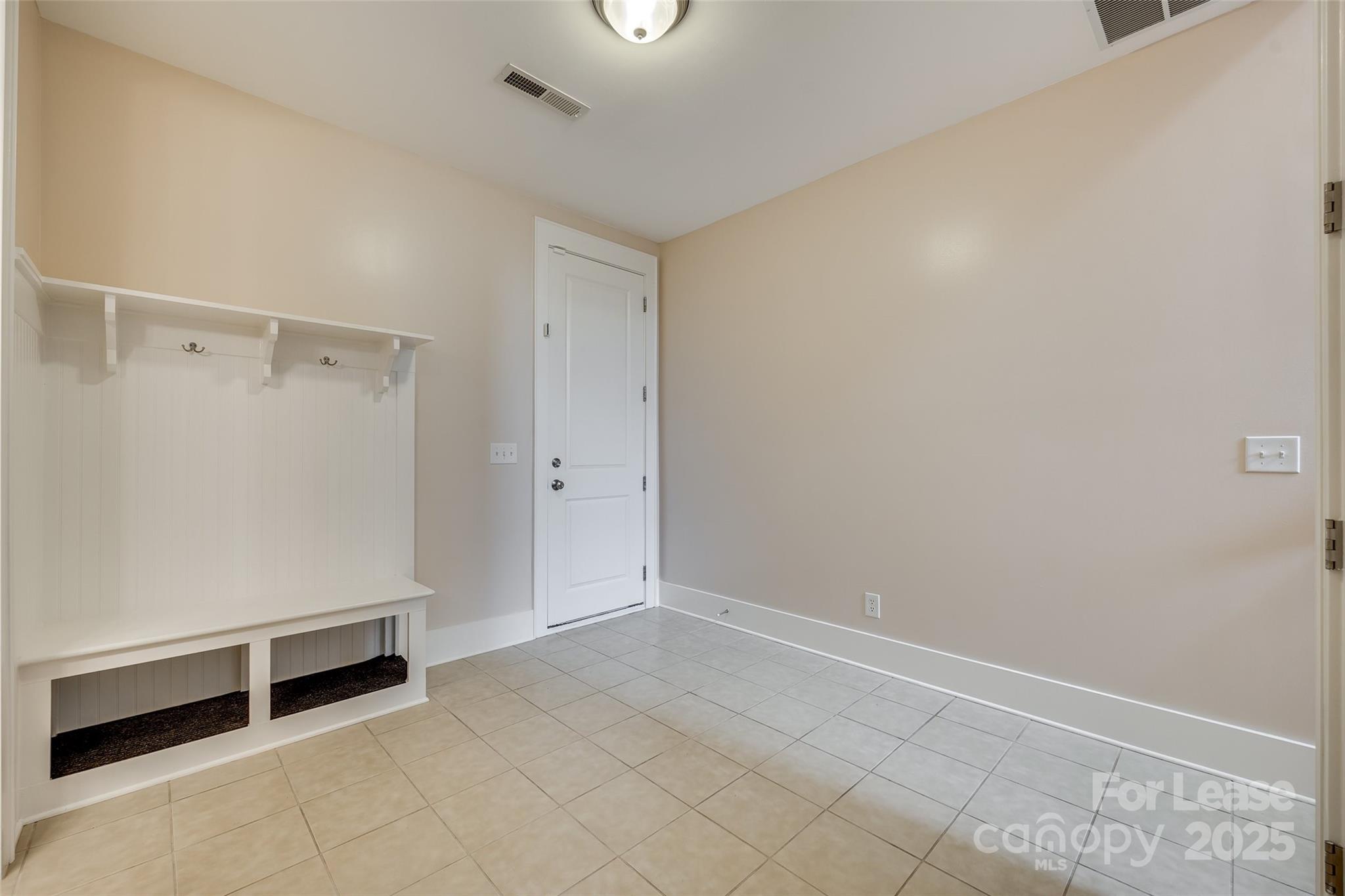 Riverwalk - Residential Lease