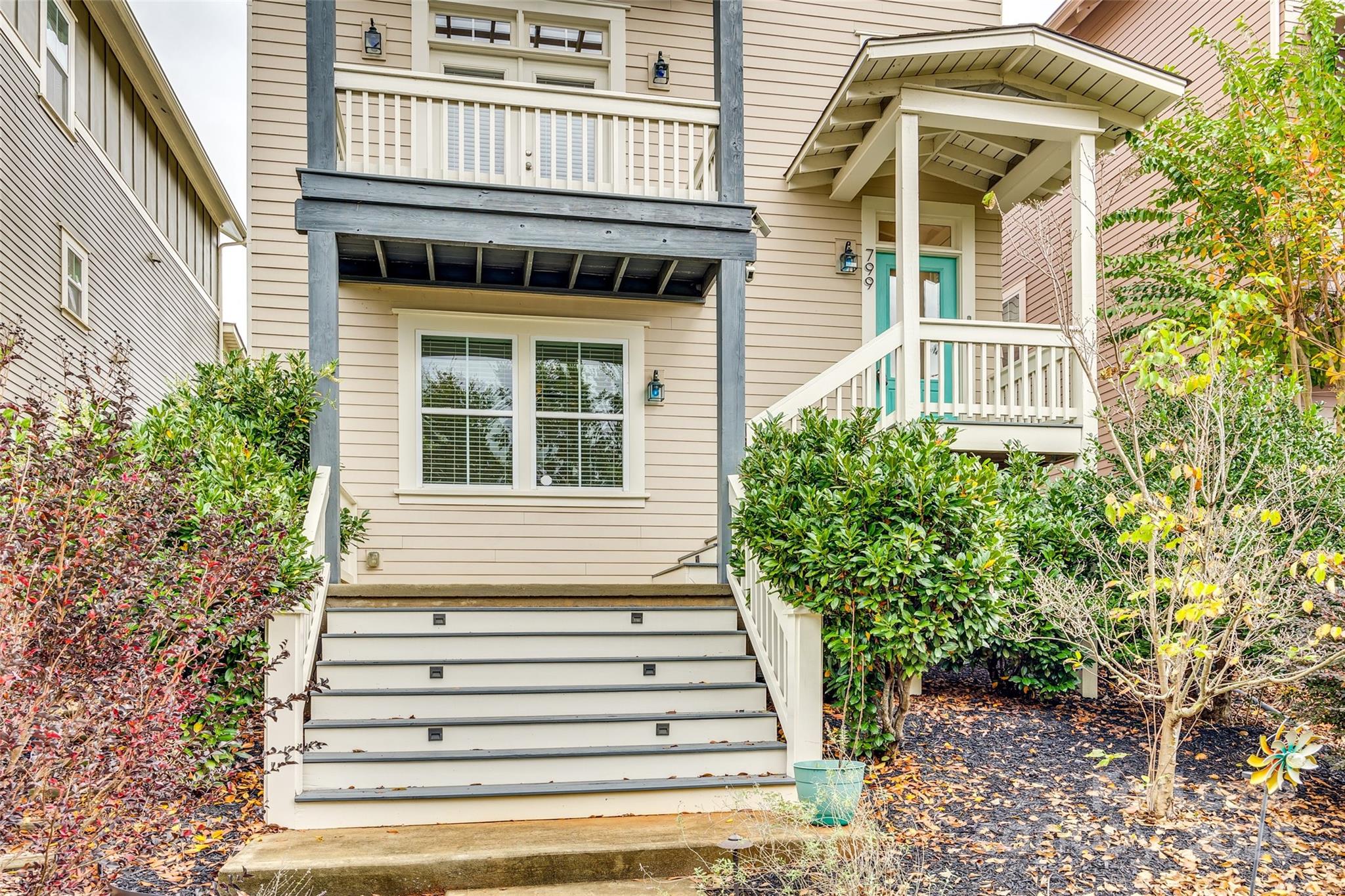 Riverwalk - Residential Lease