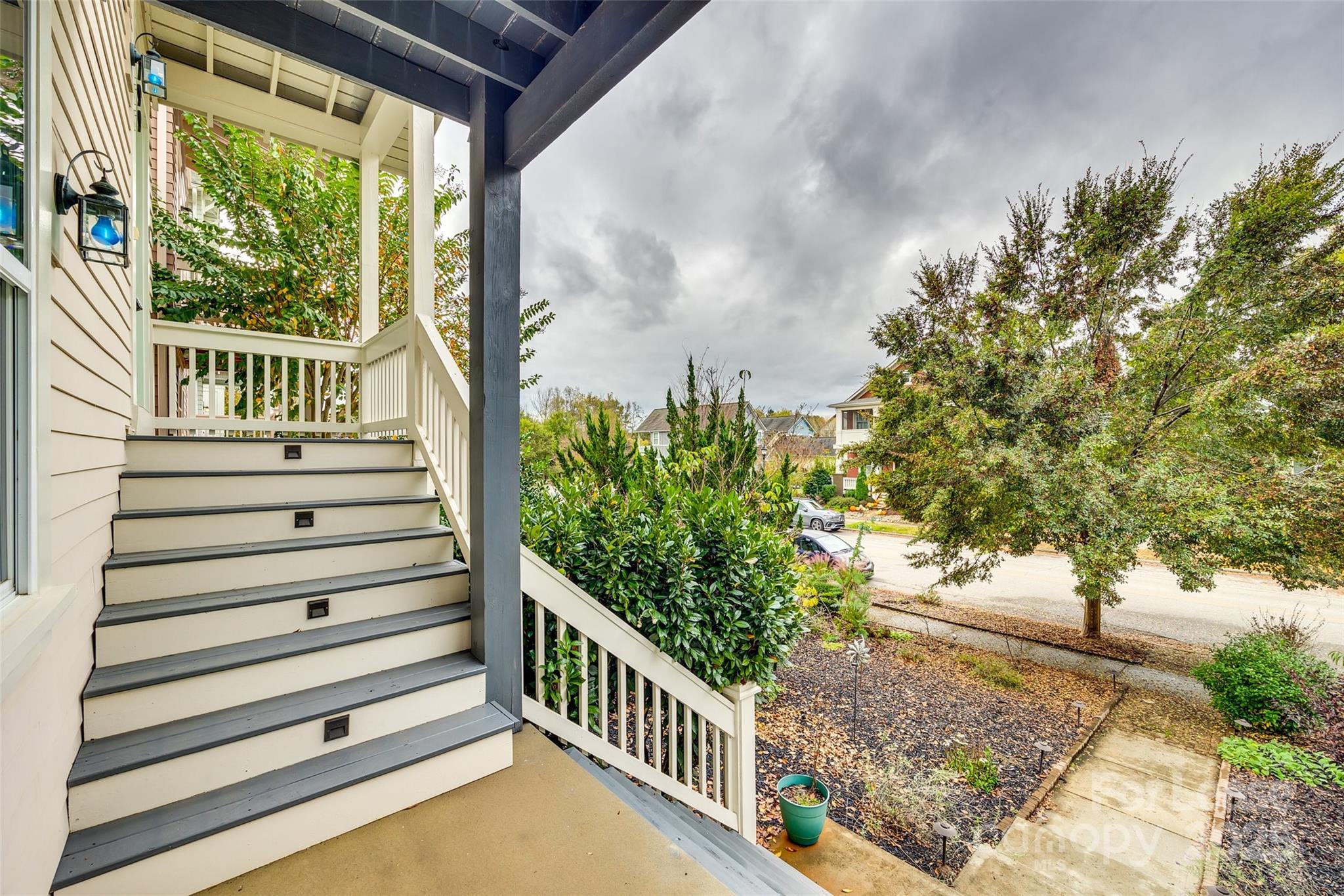 Riverwalk - Residential Lease