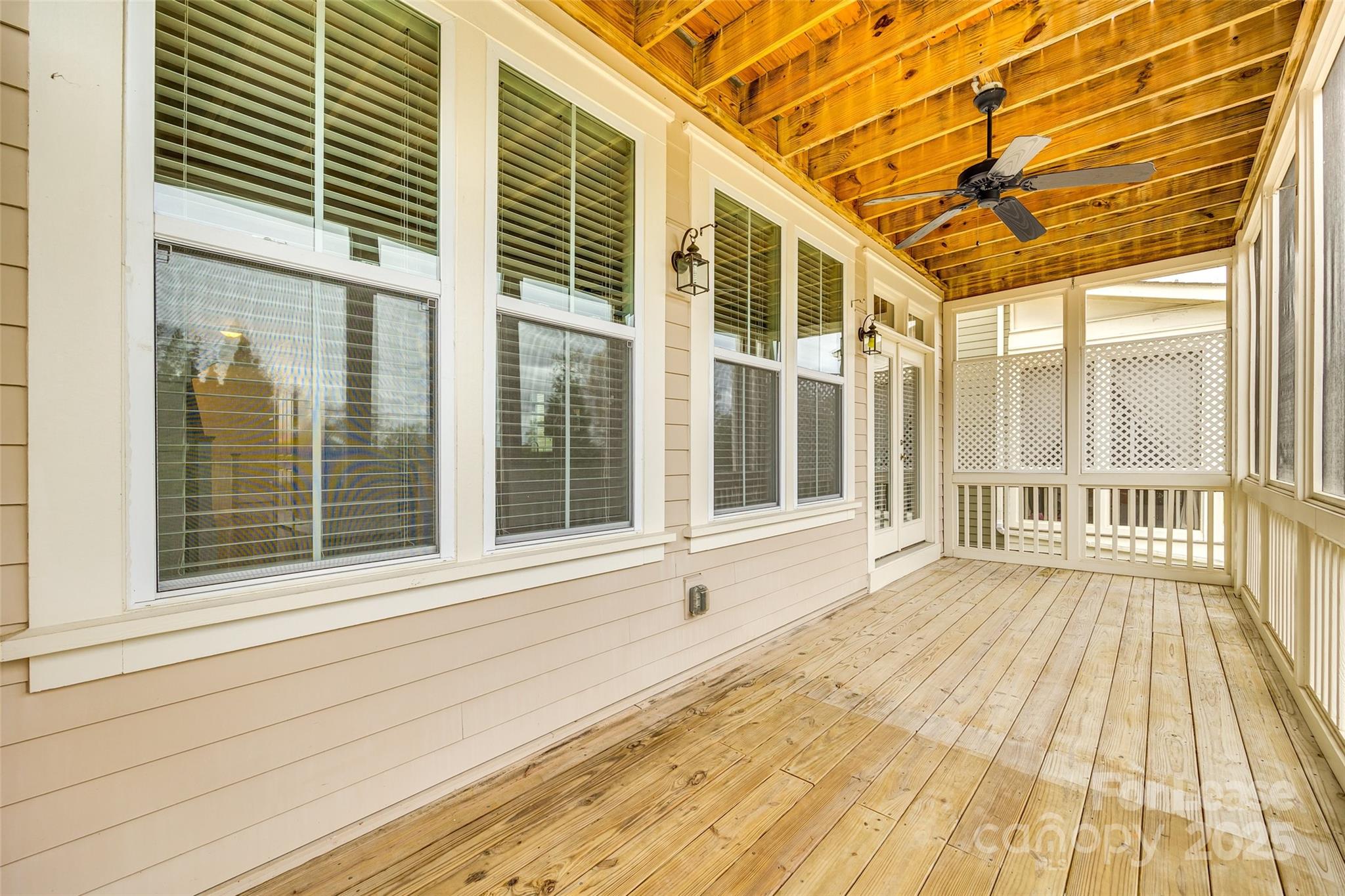 Riverwalk - Residential Lease