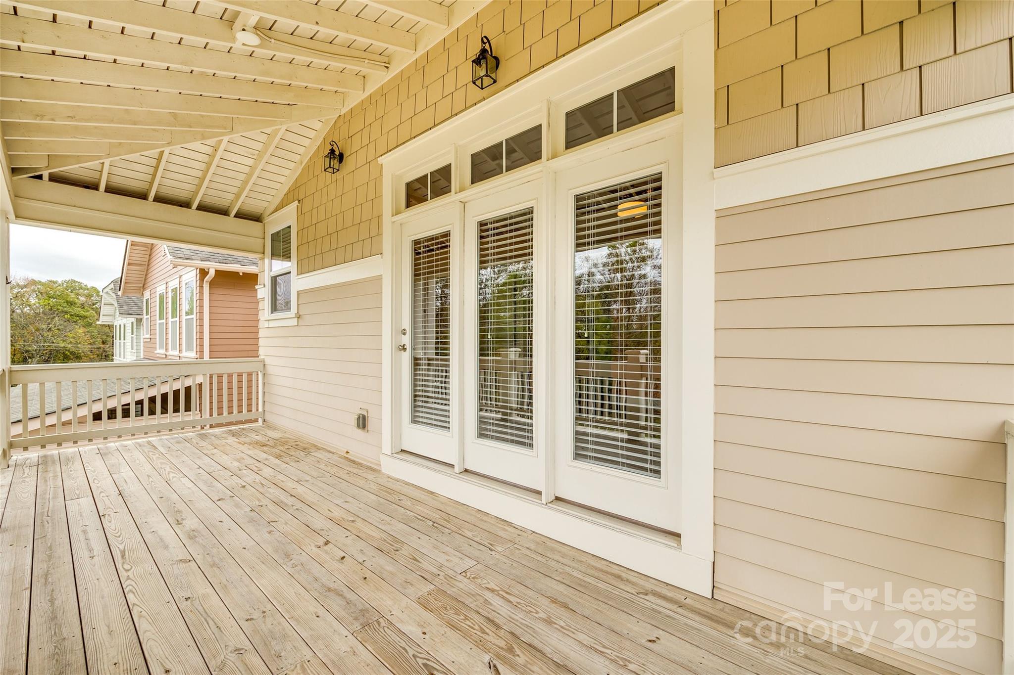 Riverwalk - Residential Lease