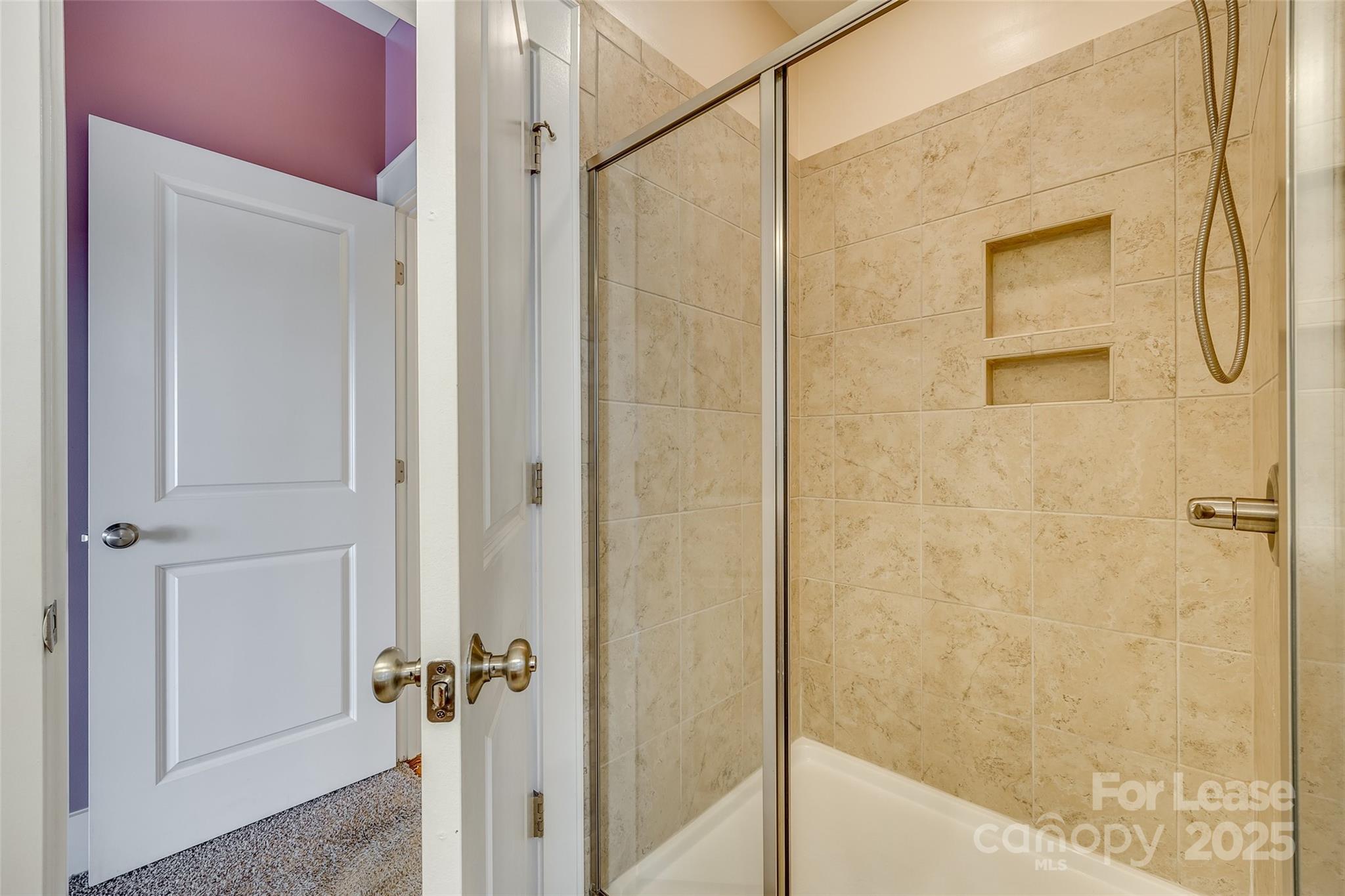 Riverwalk - Residential Lease