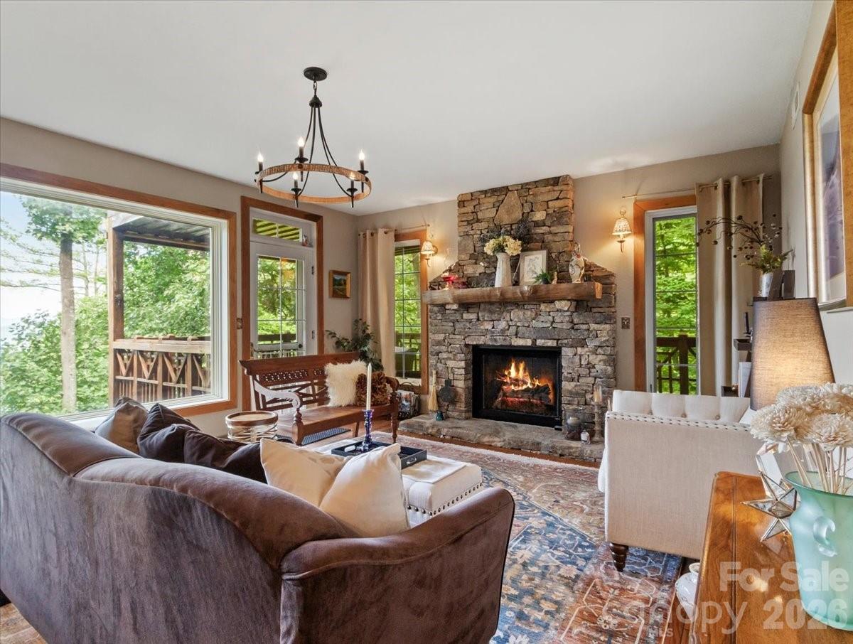 250 Creekside Way C202