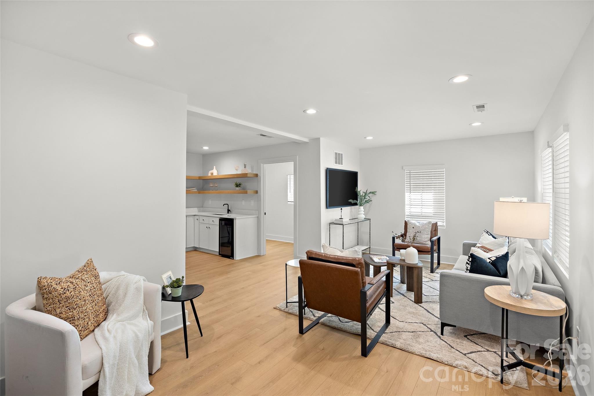 Country Club - Residential