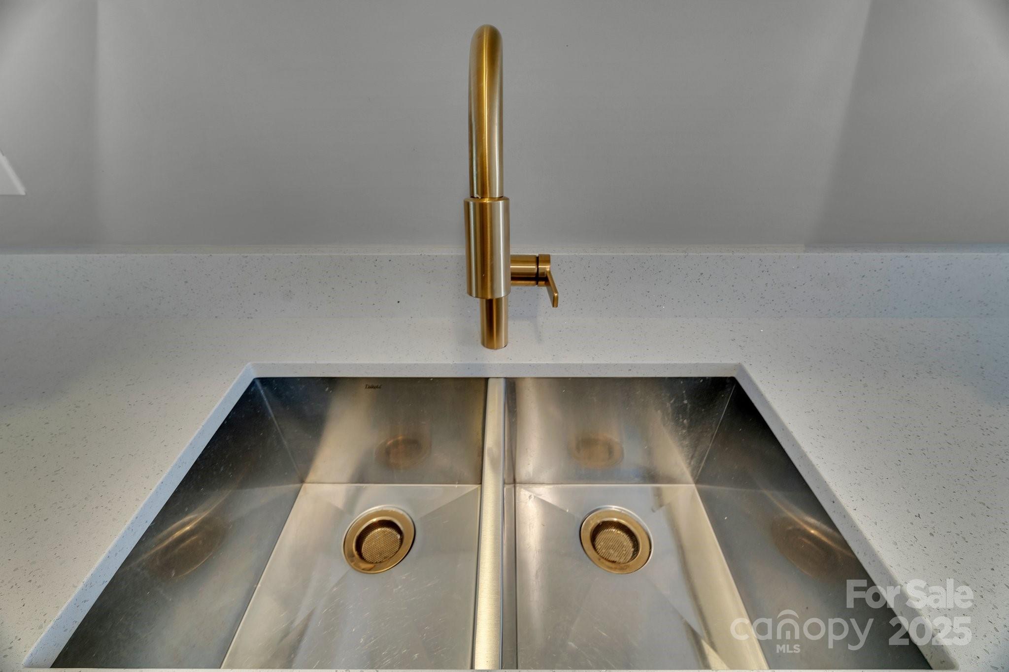 5341 Jocelyn Lane 63