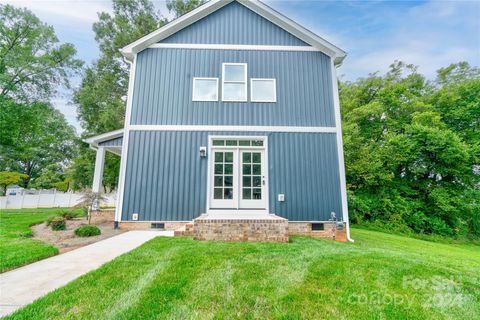 A home in Kings Mountain