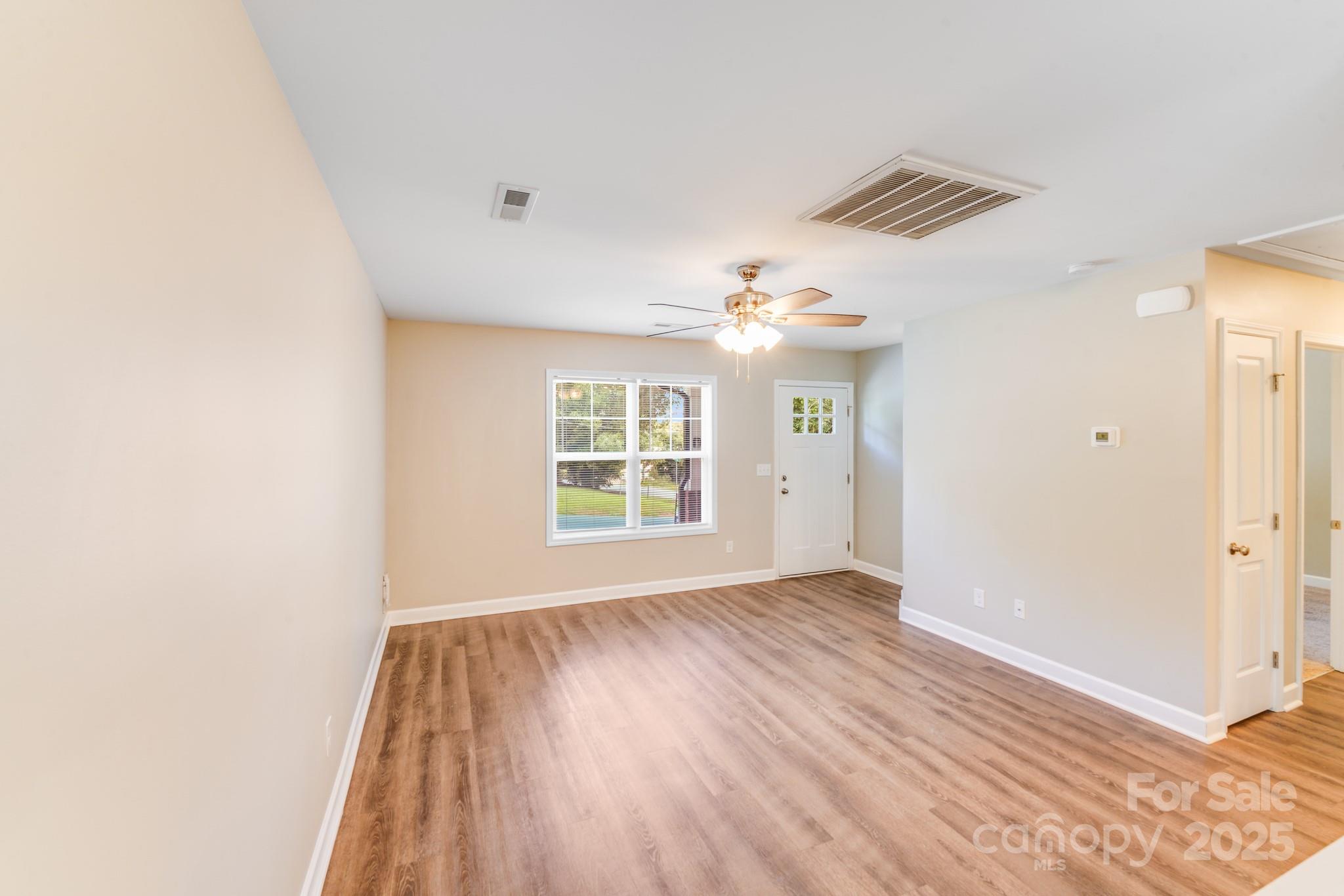 64 Hawthorne Street SW