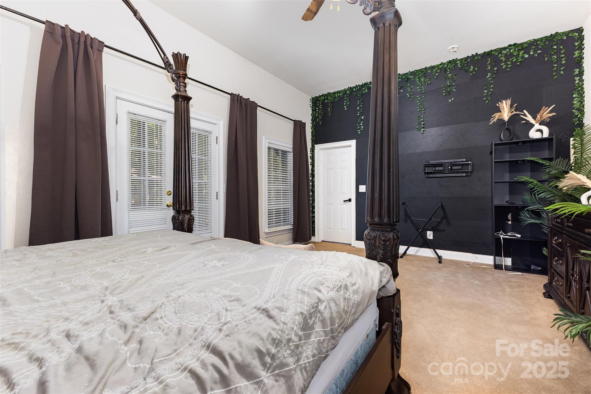 The Palisades - Residential