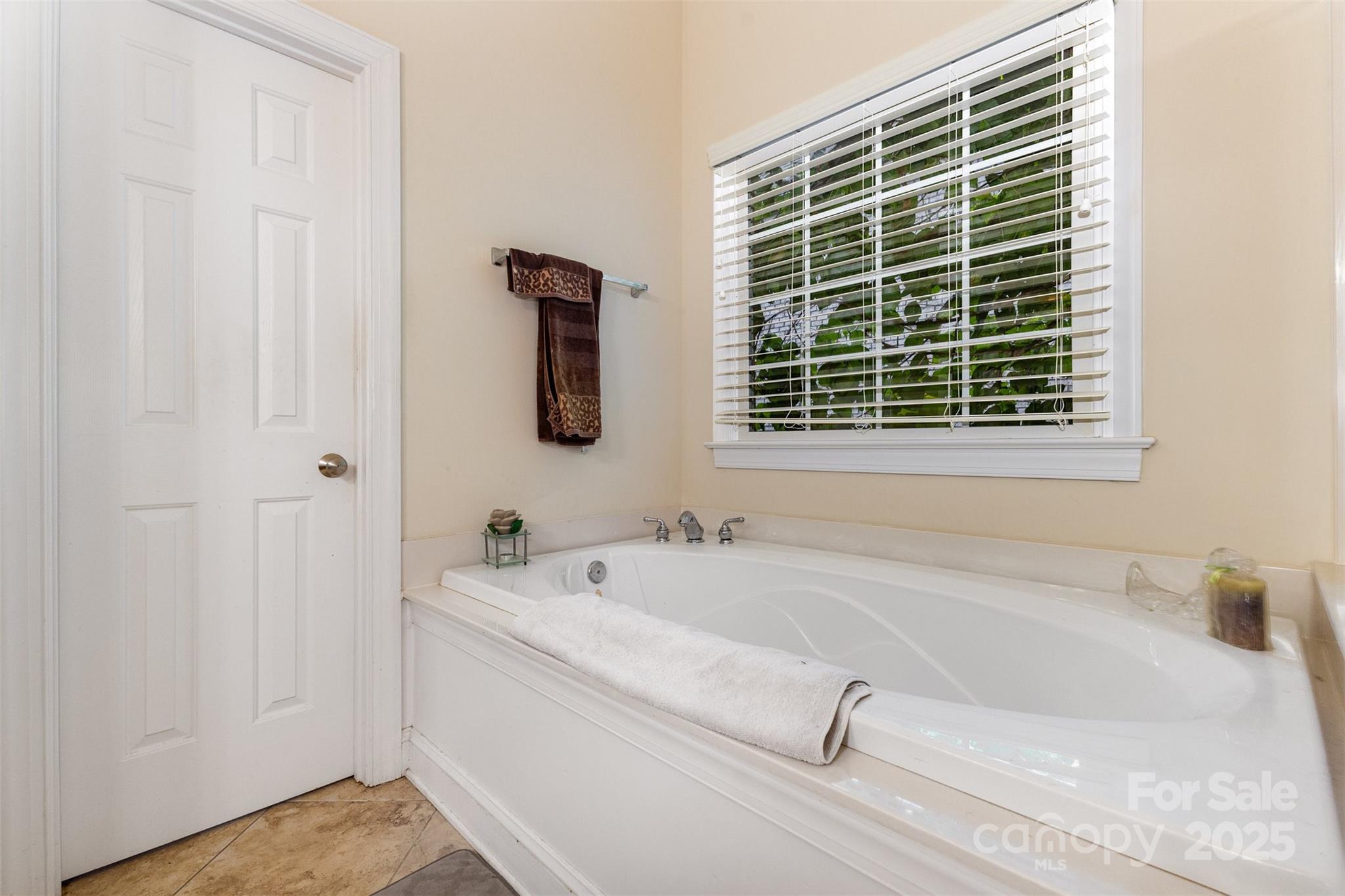 The Palisades - Residential