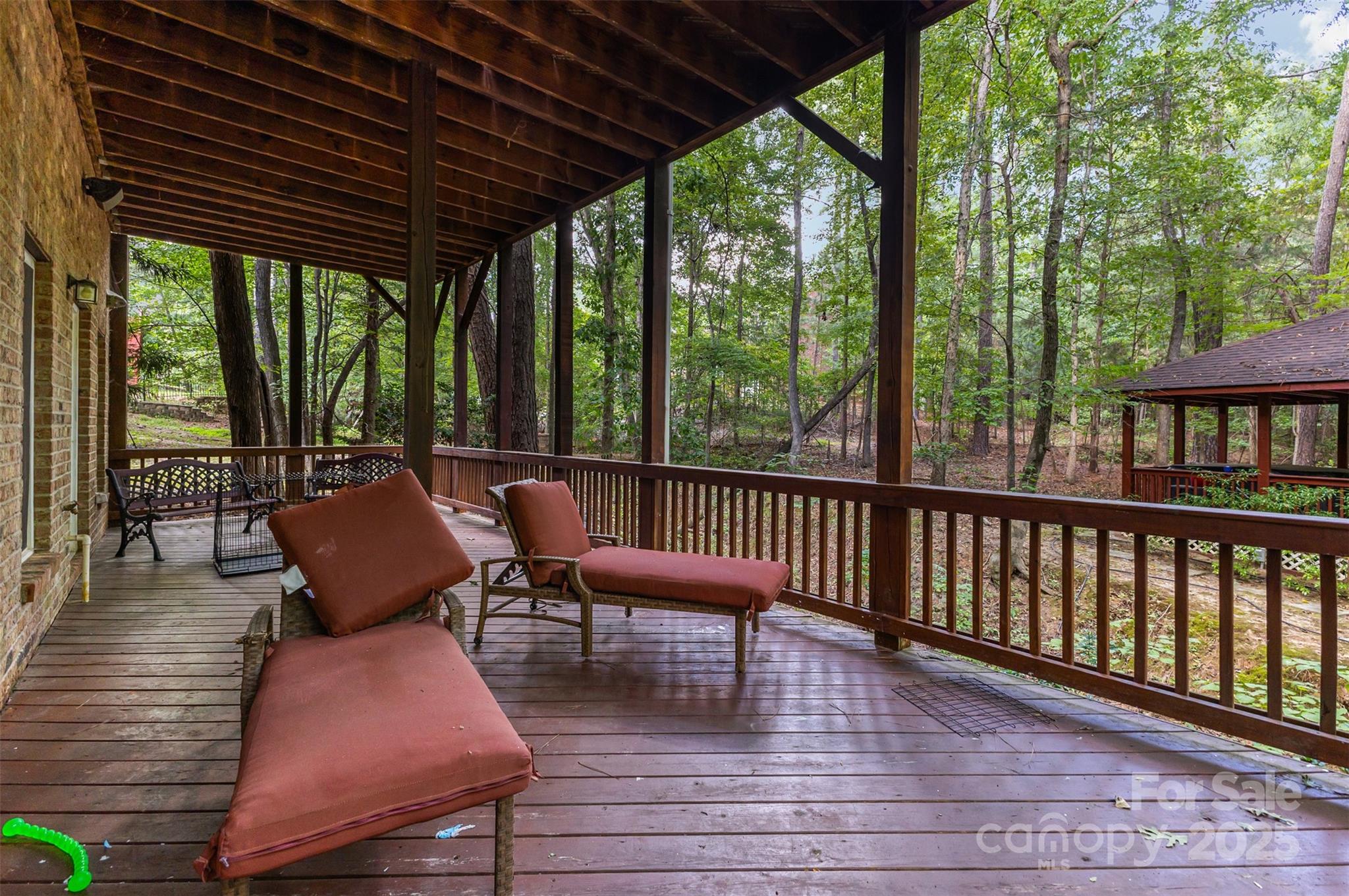 The Palisades - Residential