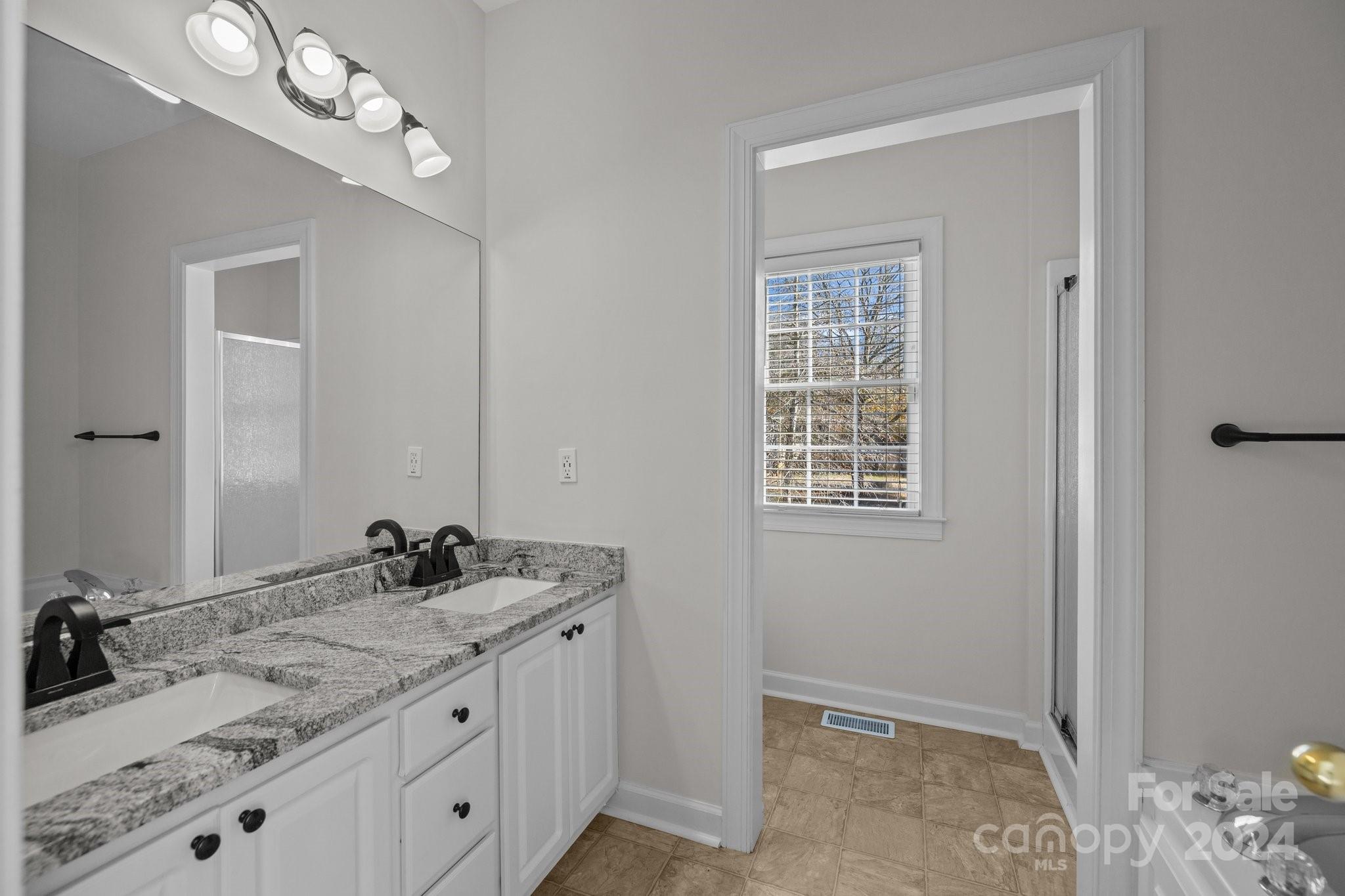 Hidden Oaks - Residential