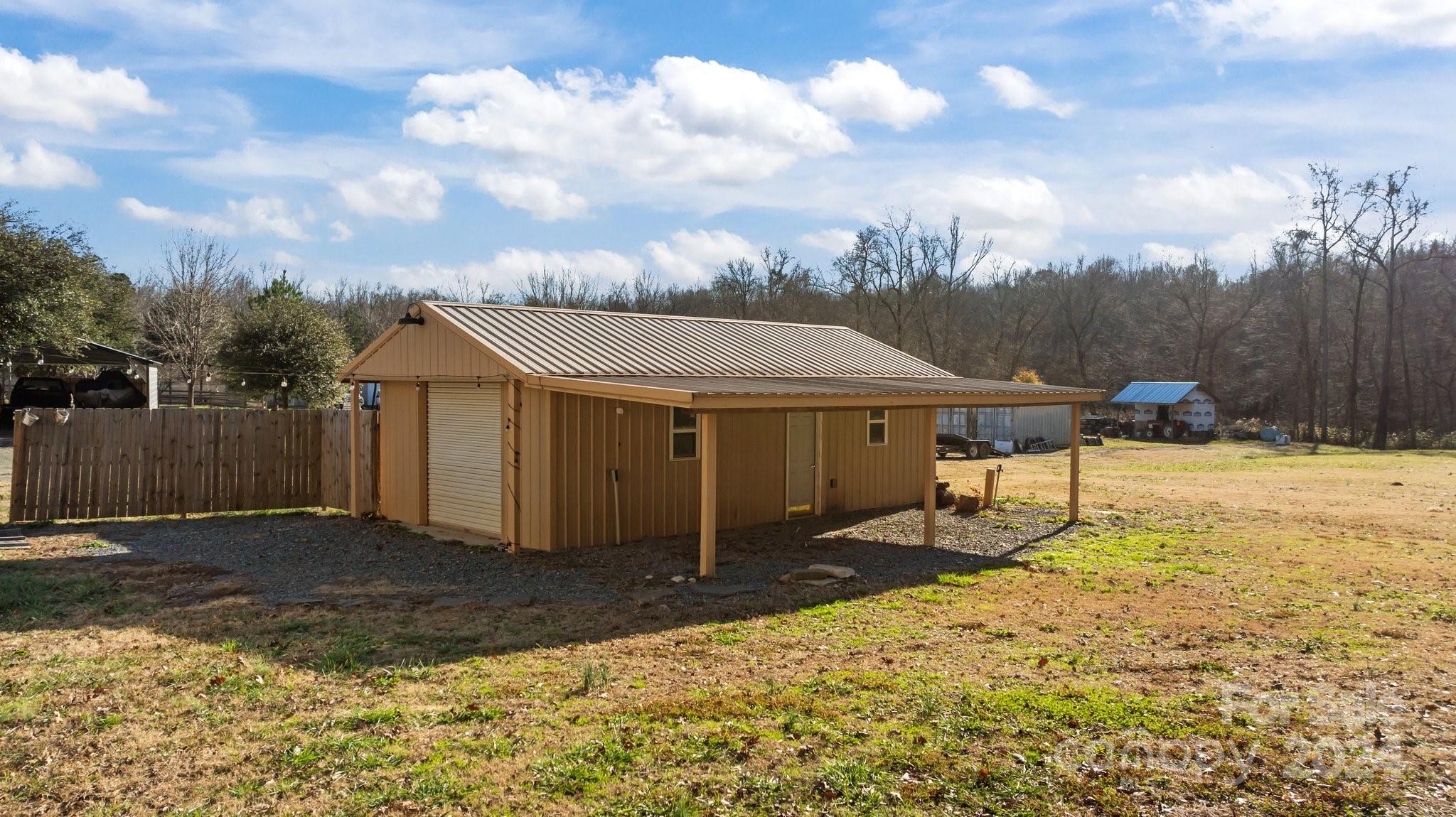 Hidden Oaks - Residential