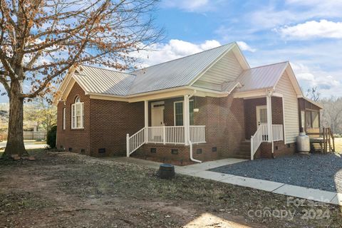 A home in Clover