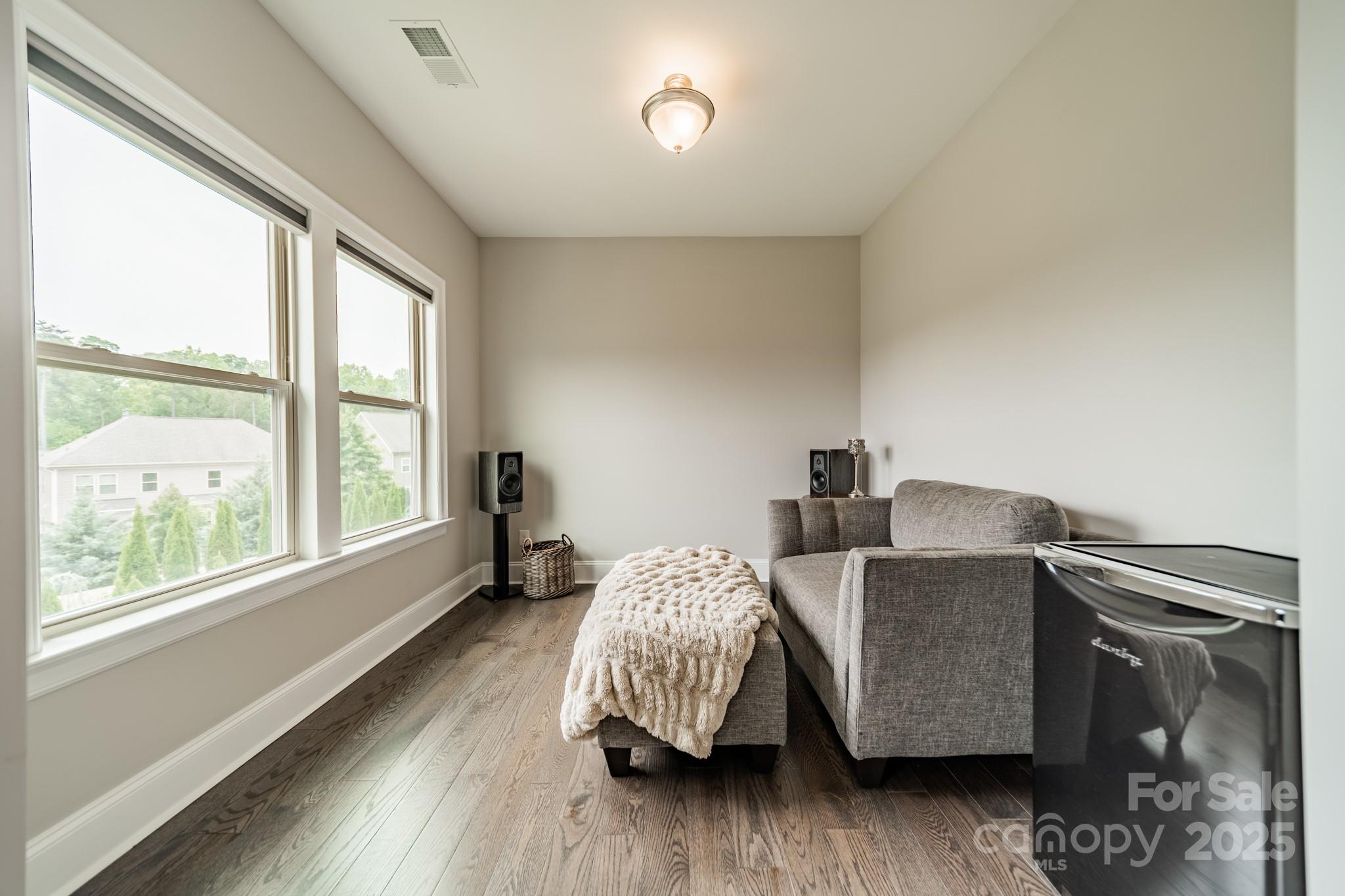 Brayden - Residential