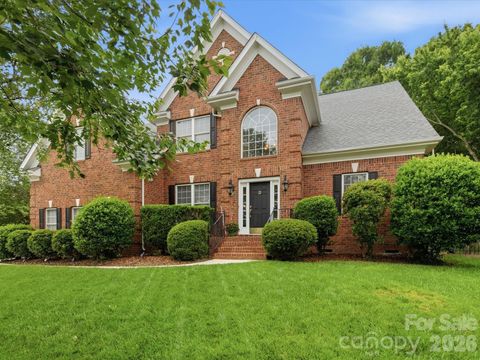 Photo of 8404 Denholme Drive, Waxhaw, NC 28173 (MLS # 4387855)
