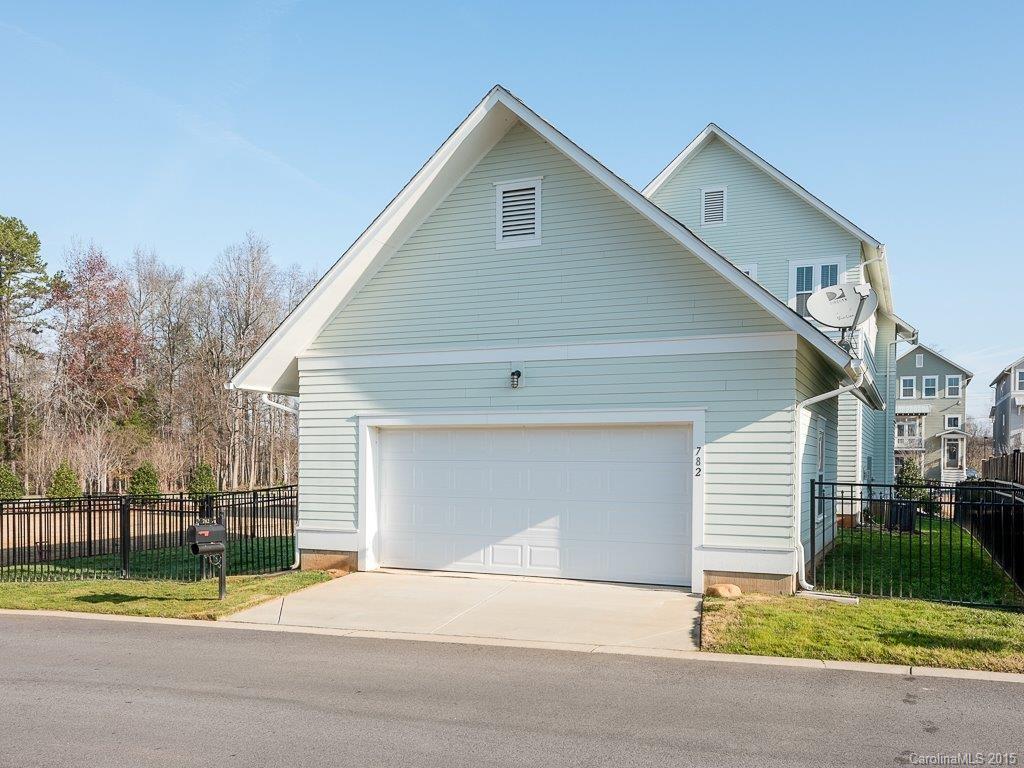 Riverwalk - Residential