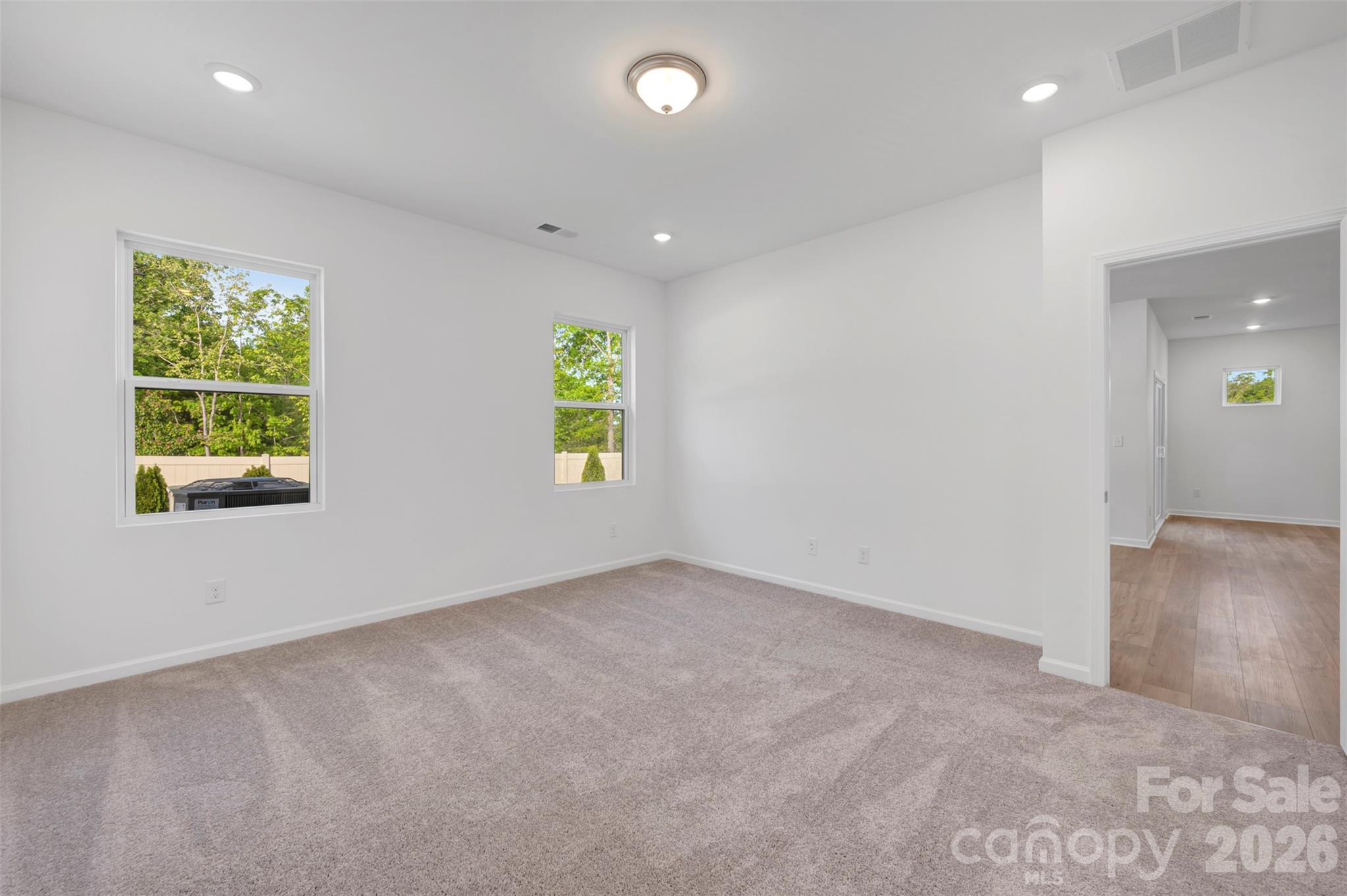 Willoughby Park - Residential