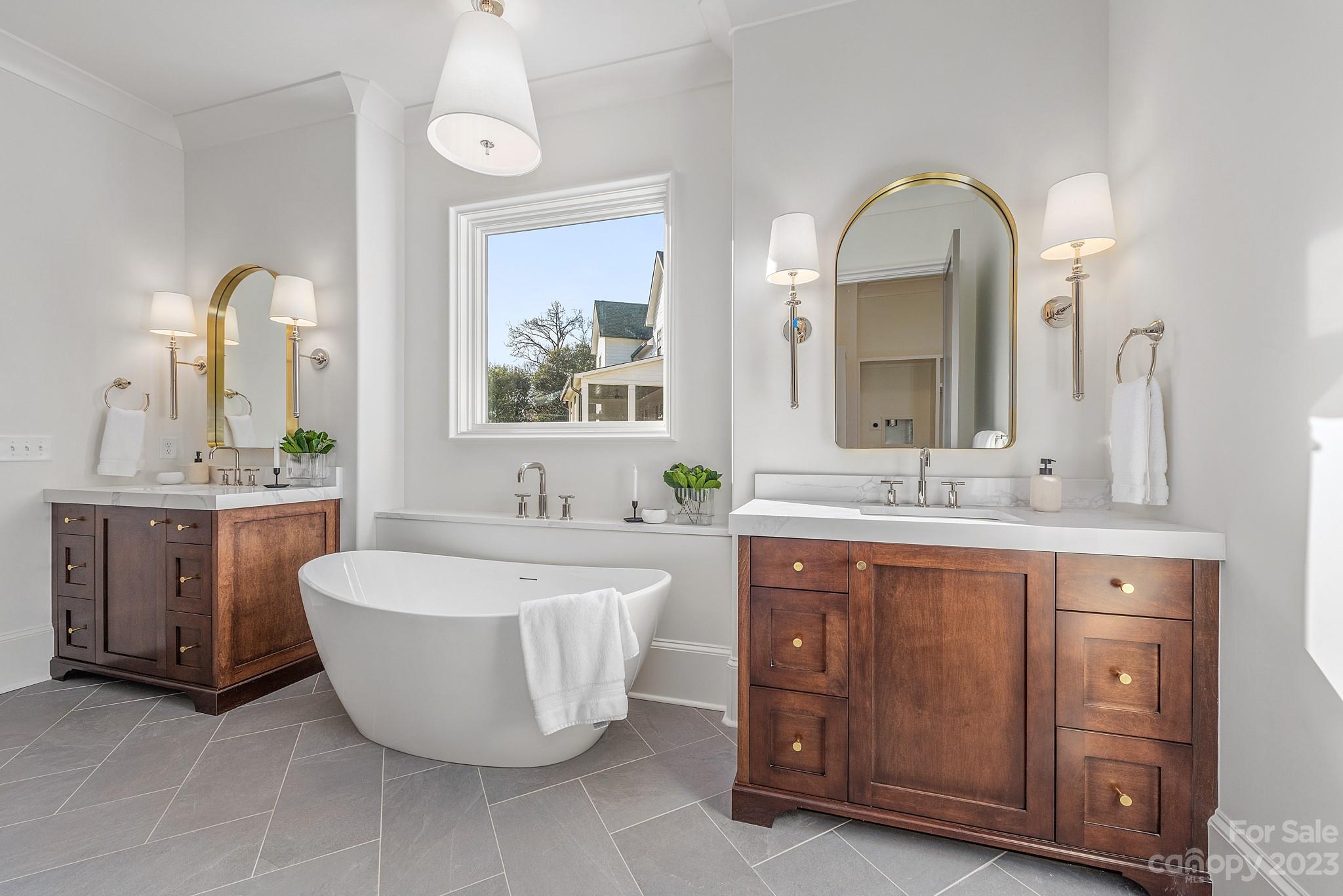 Lansdowne - Residential