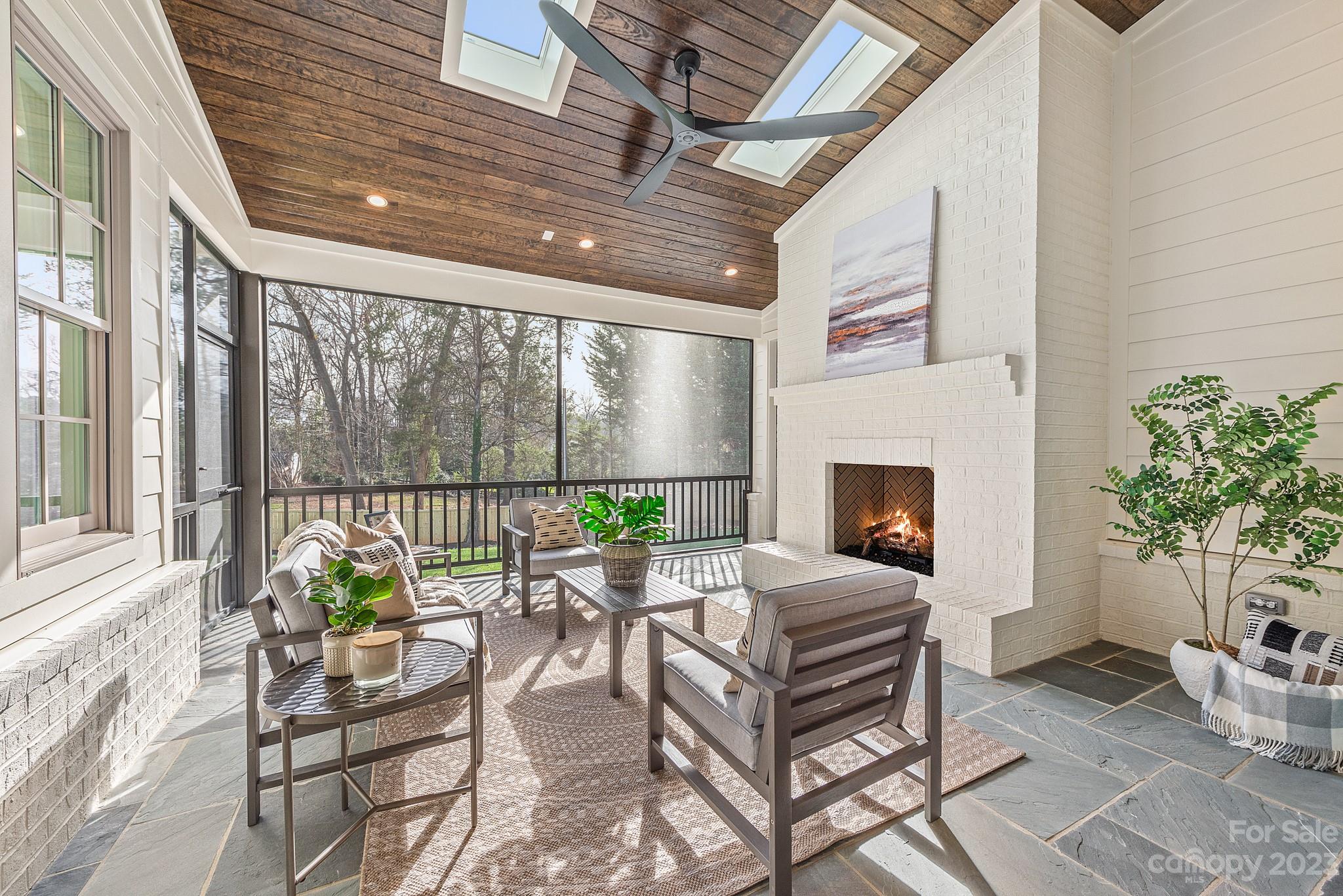 Lansdowne - Residential