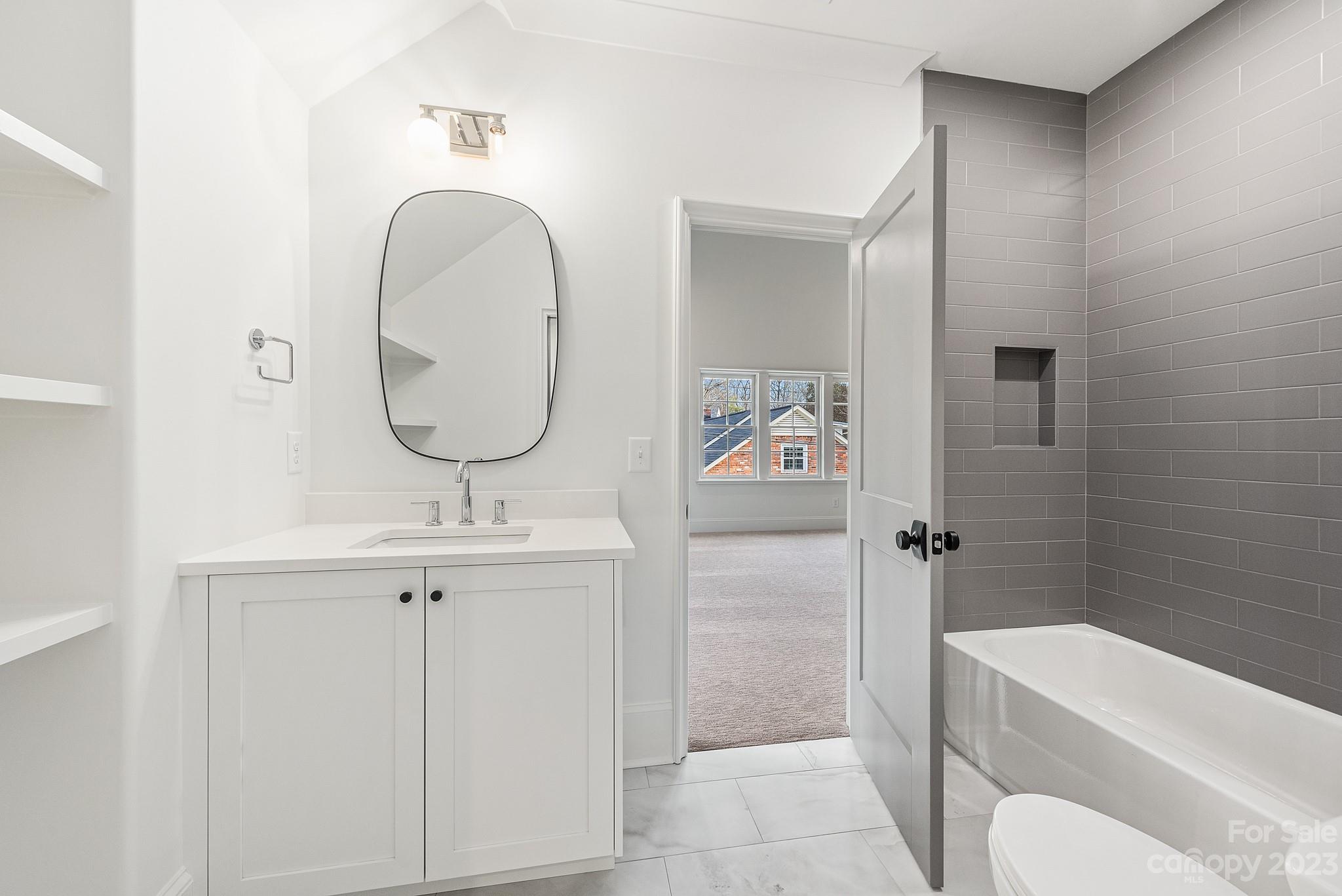 Lansdowne - Residential