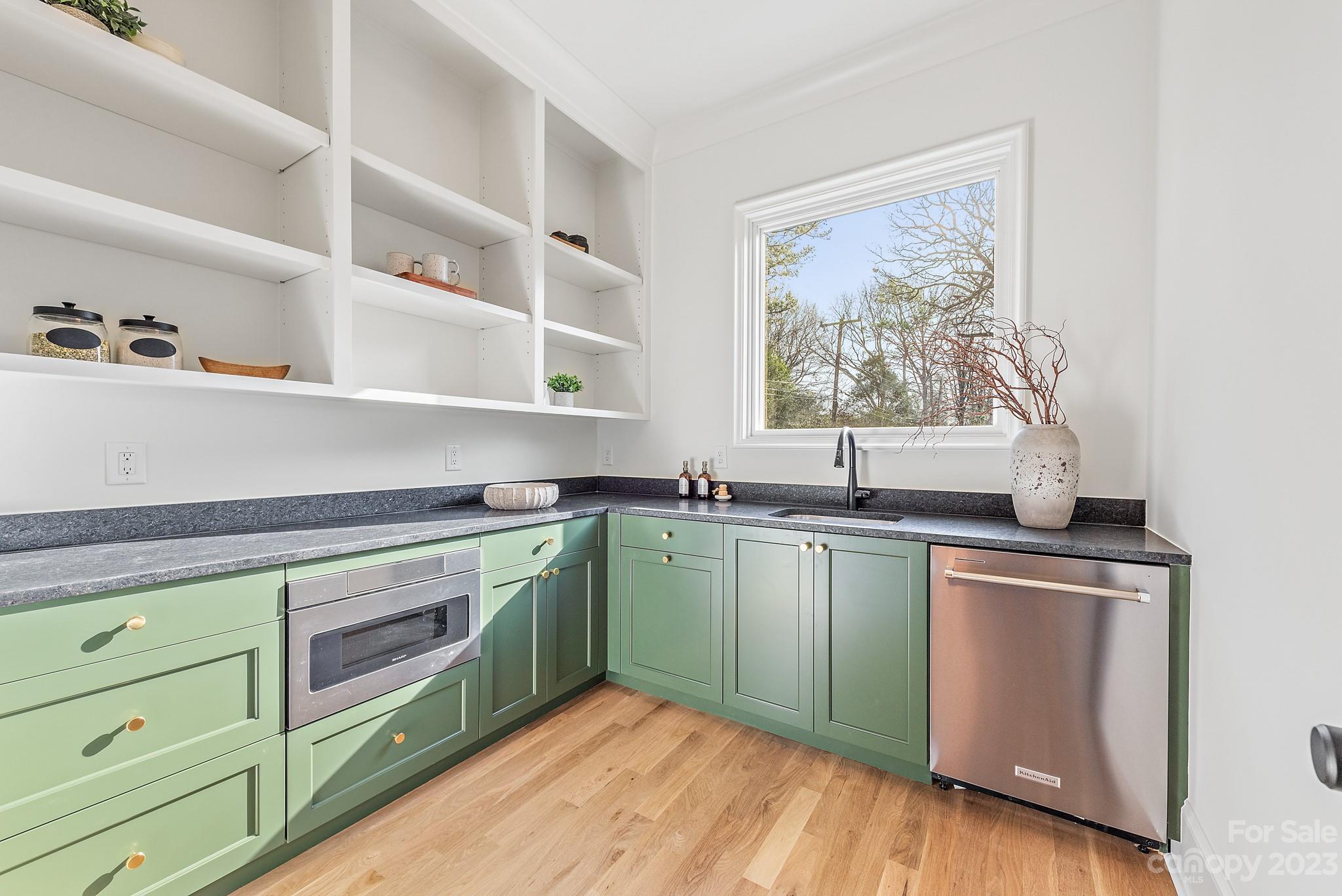 Lansdowne - Residential