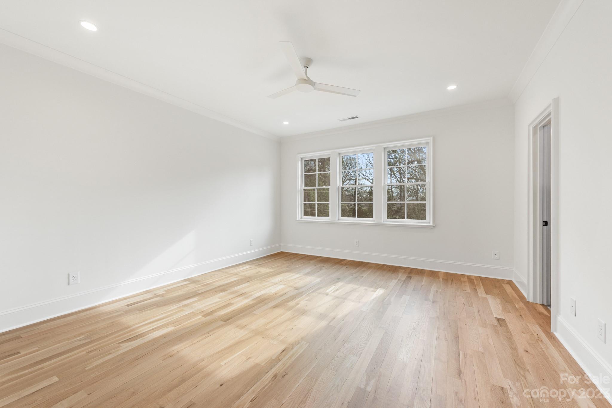 Lansdowne - Residential