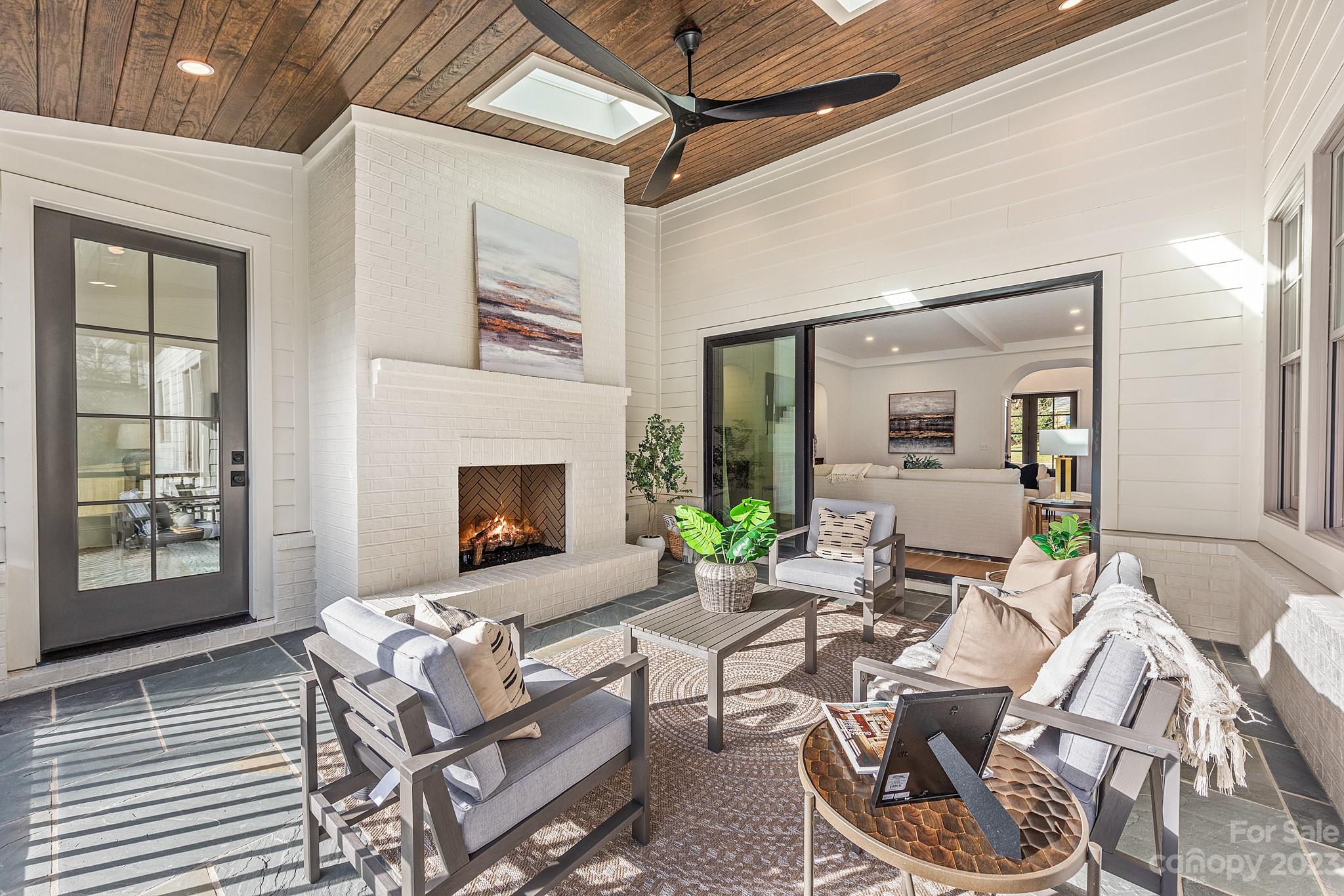 Lansdowne - Residential