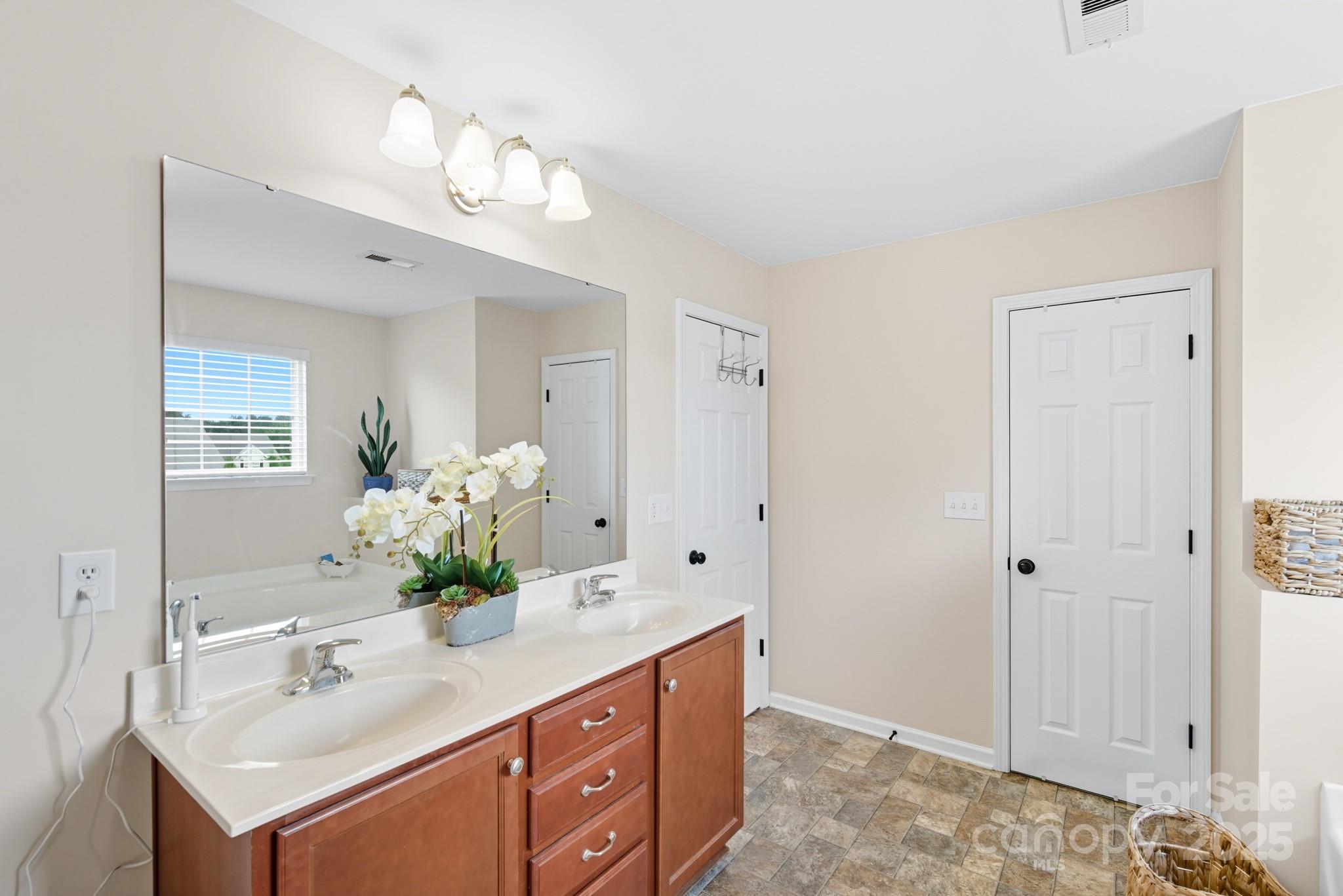 Ashley Glen - Residential