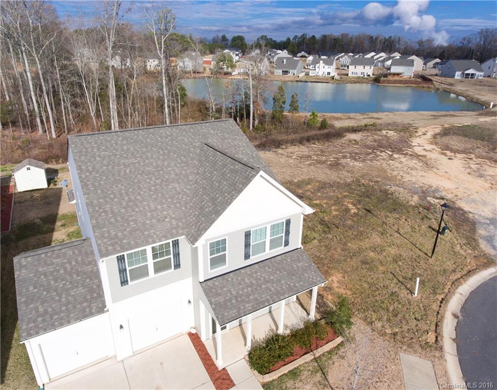 Newport Lakes - Residential