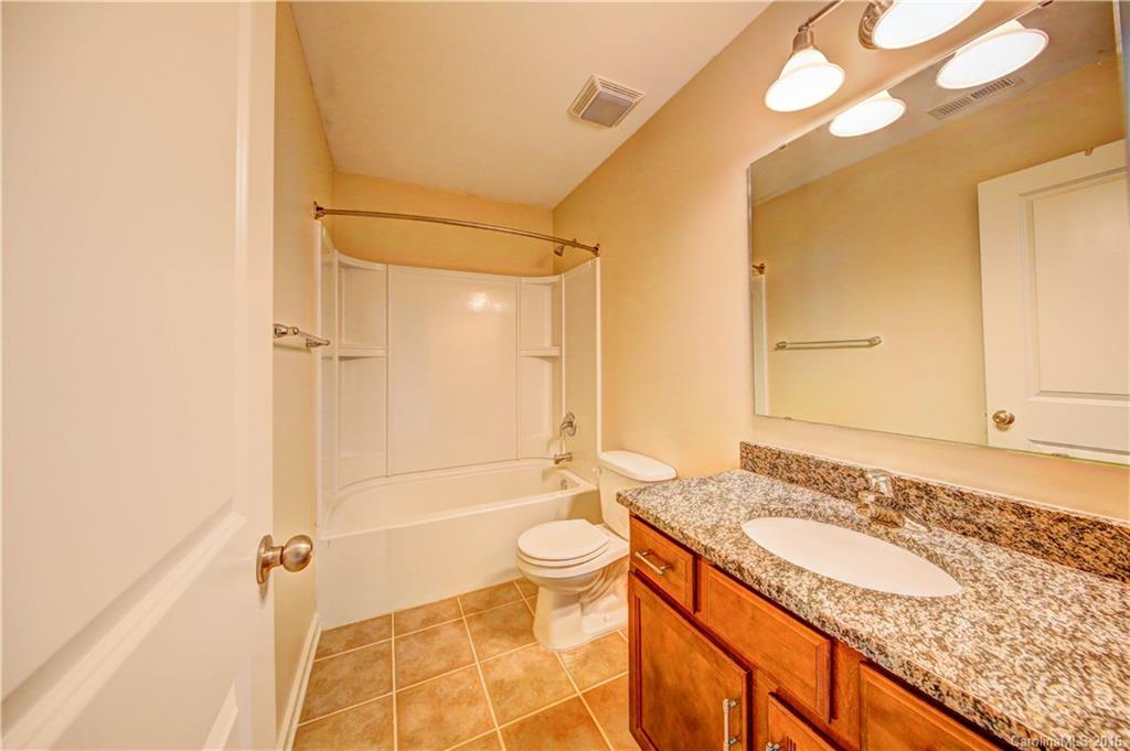 Newport Lakes - Residential