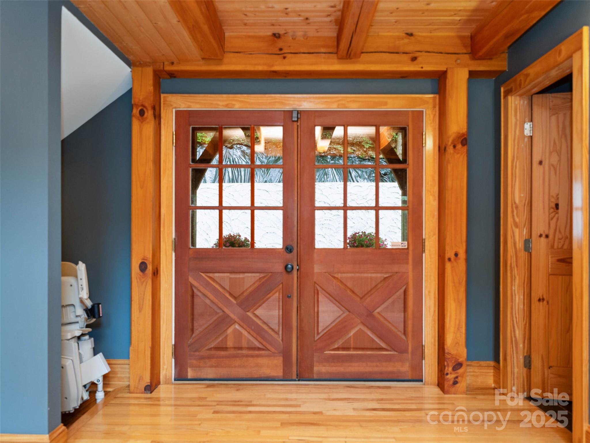 82 Red Oak Drive