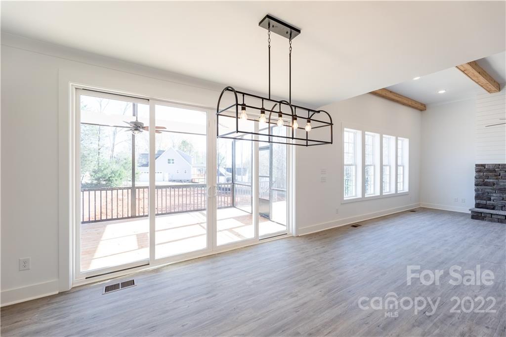 Sanders Landing - Residential