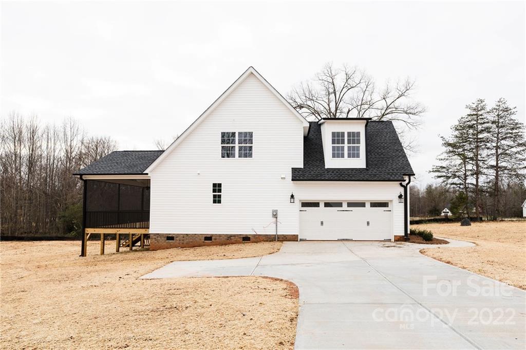 Sanders Landing - Residential