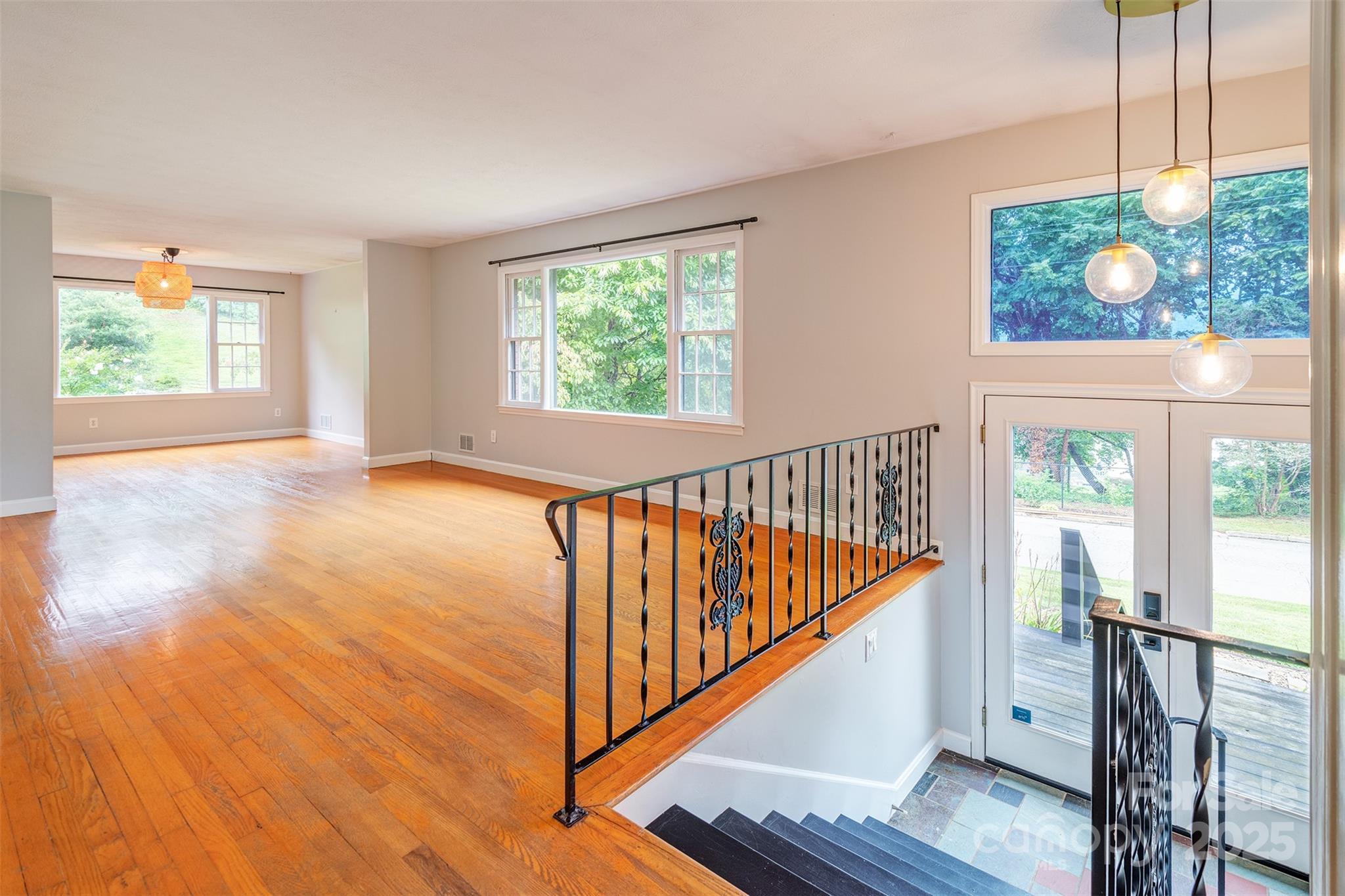 16 Beechwood Road