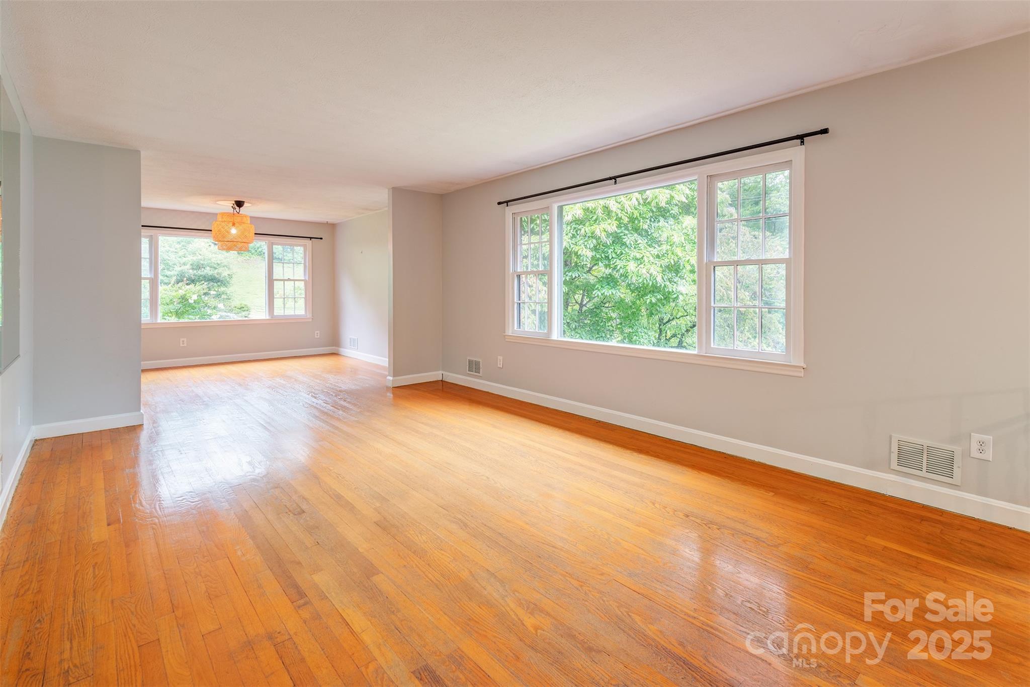 16 Beechwood Road