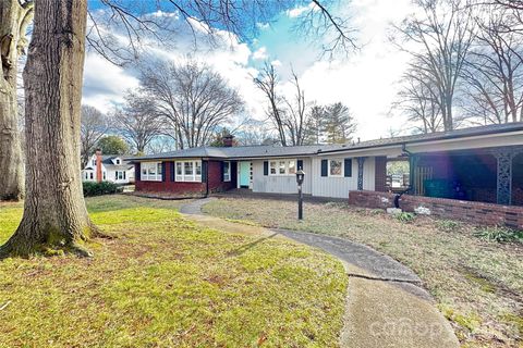 Photo of 750 Spring Street SW, Concord, NC 28025 (MLS # 4350213)