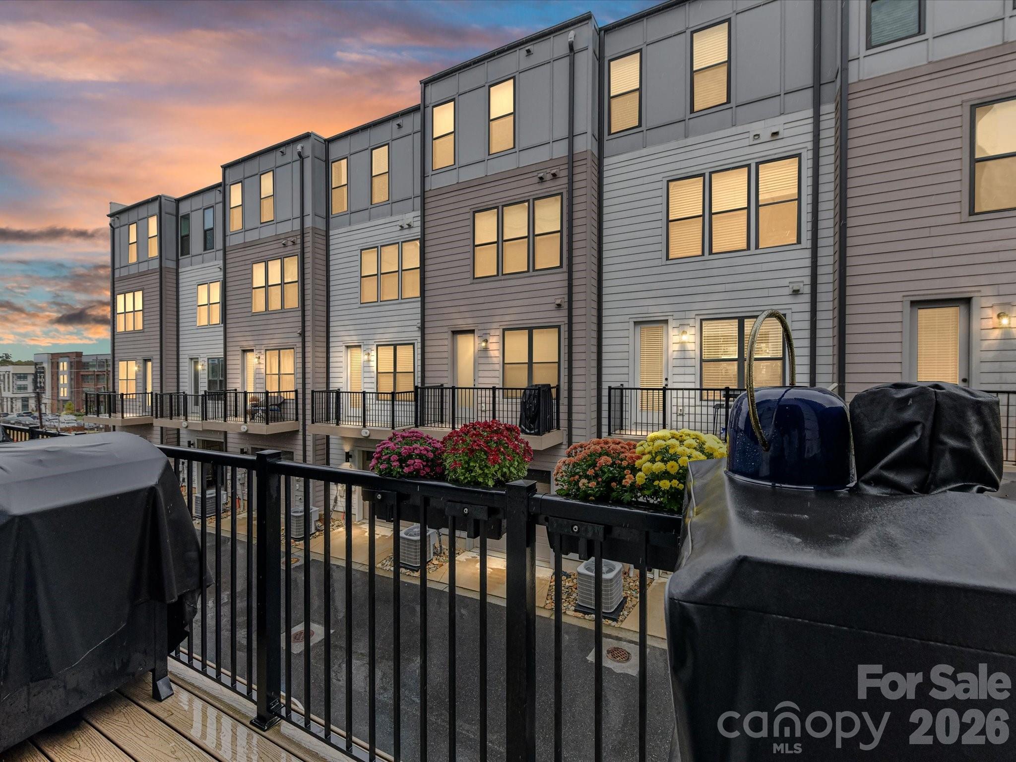 Tremont Station - Residential