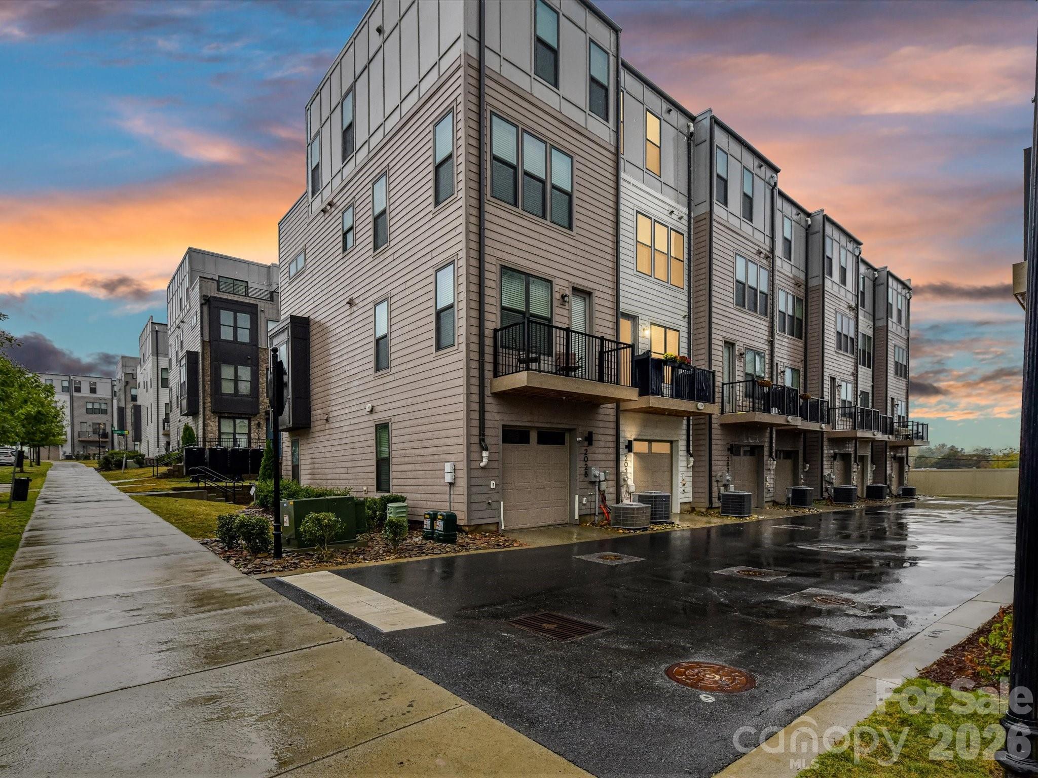 Tremont Station - Residential