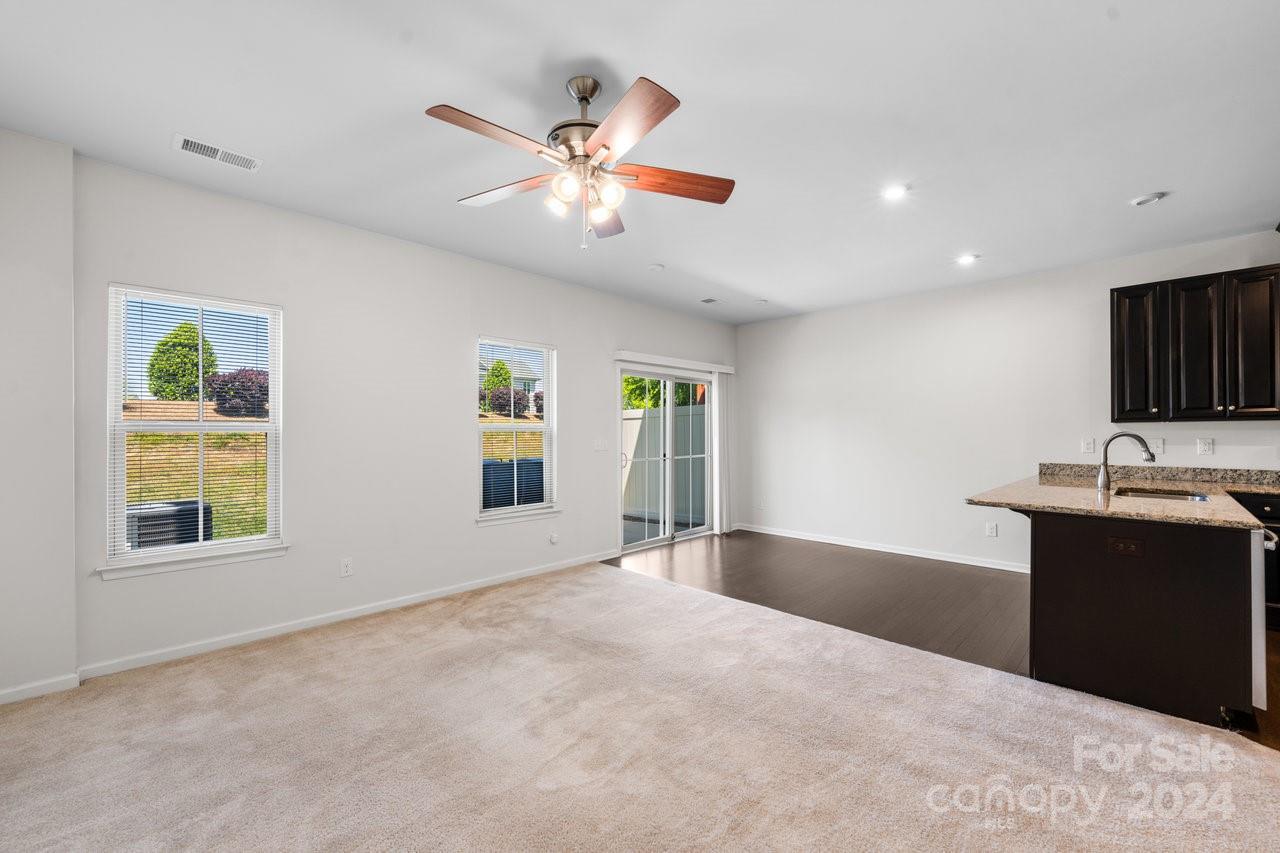 Edison Square - Residential