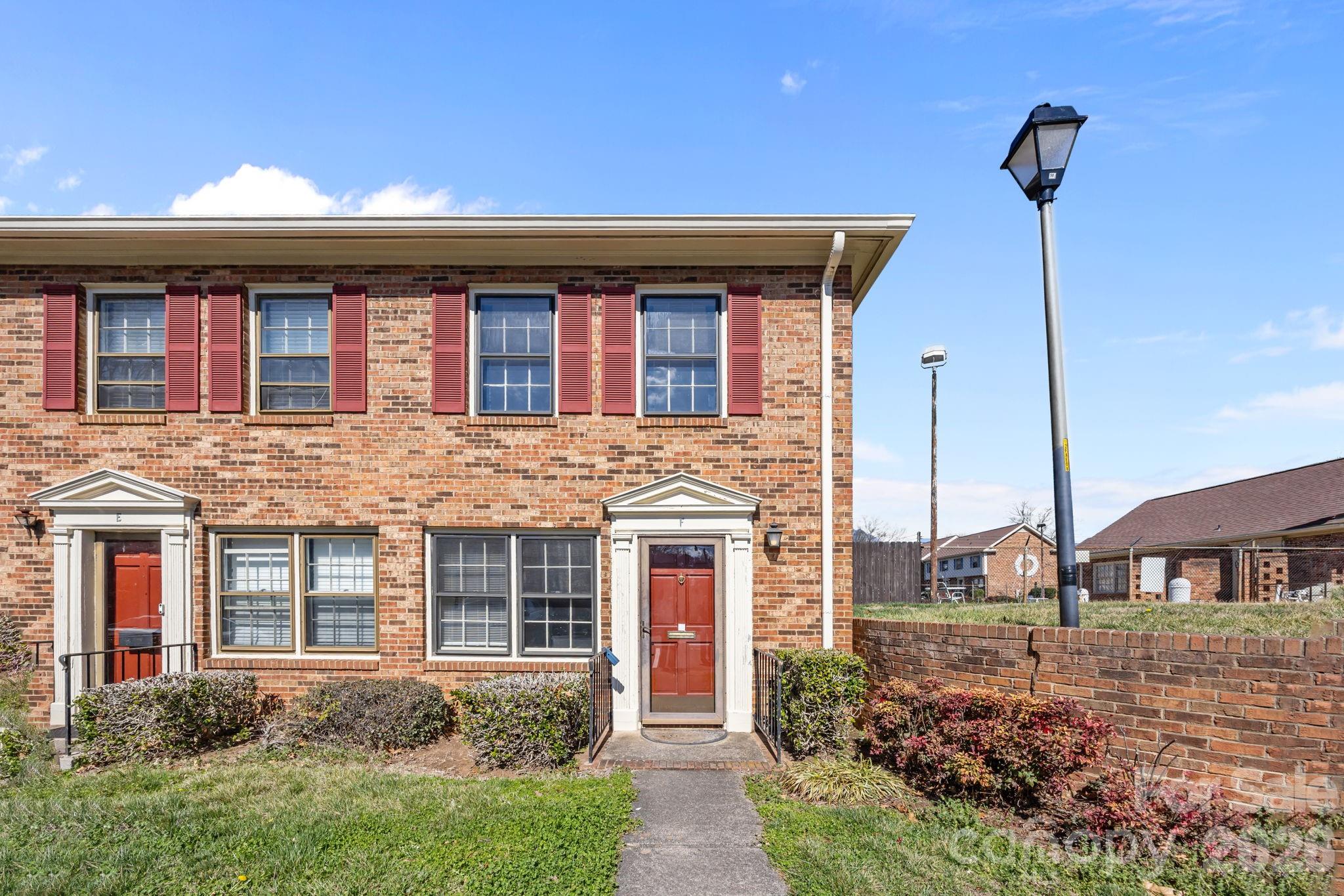 Carriage House - Residential