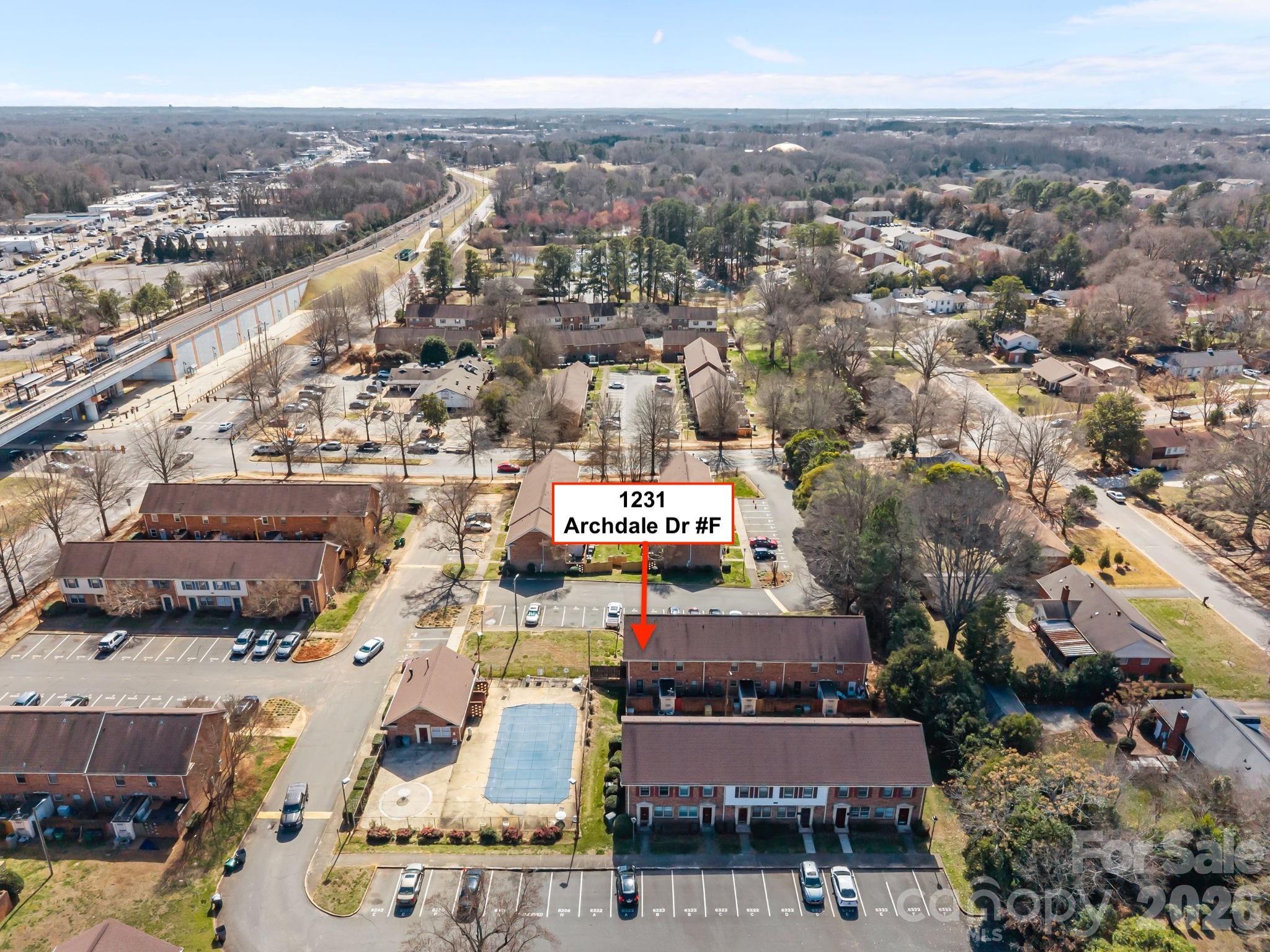 Carriage House - Residential