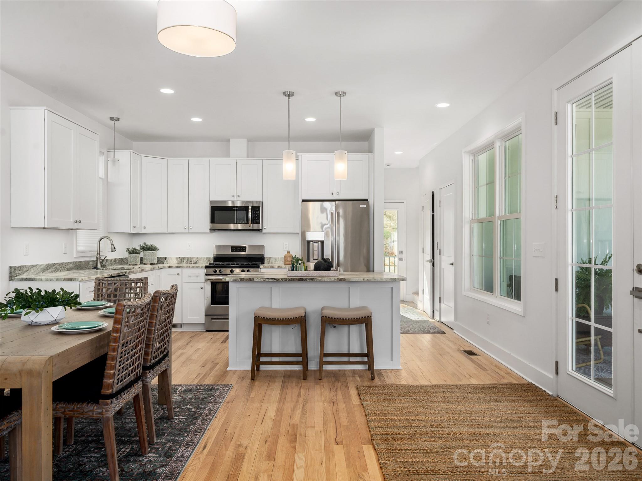 21 Skyvue Court G