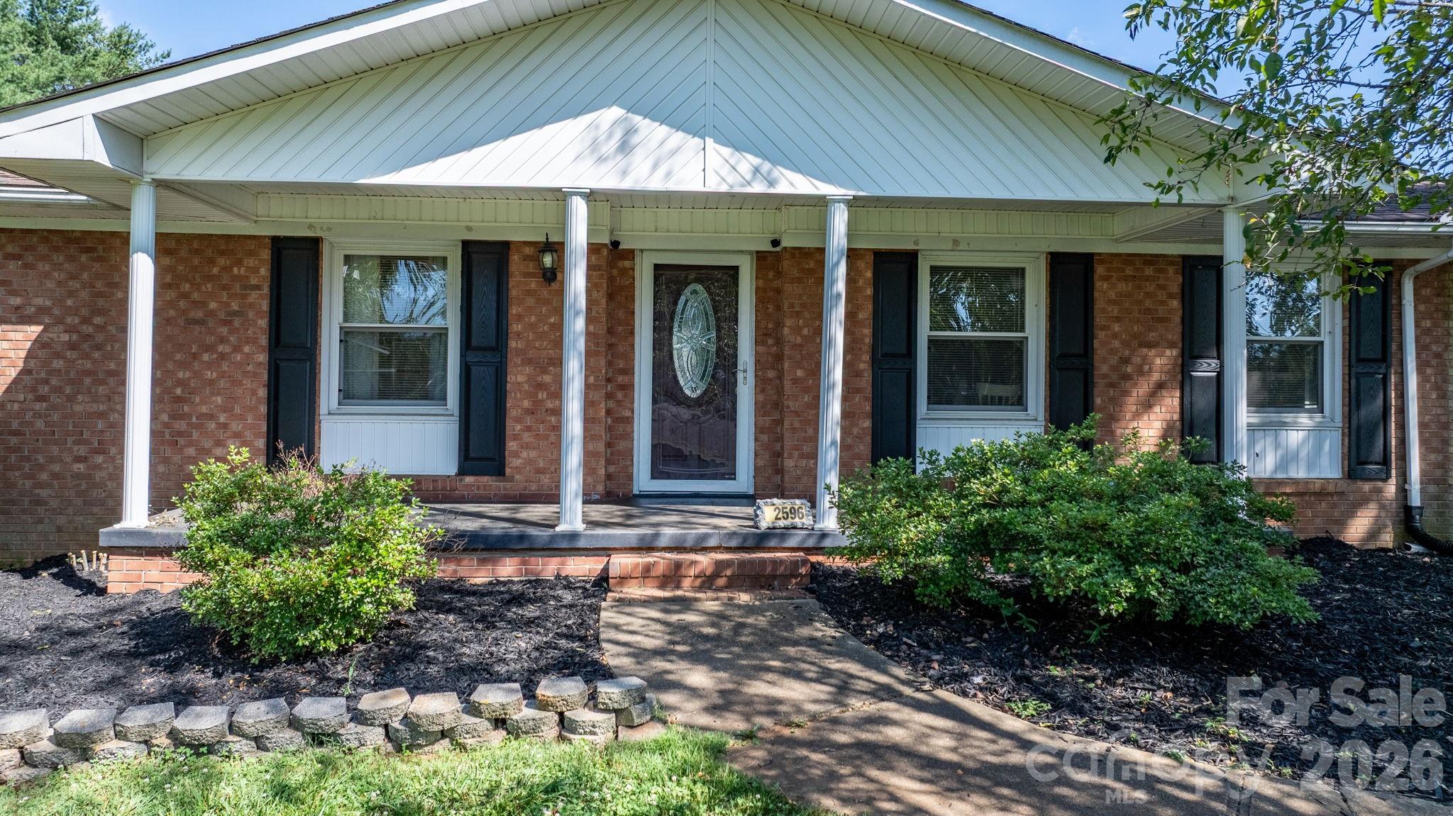 2596 SweetBriar Circle